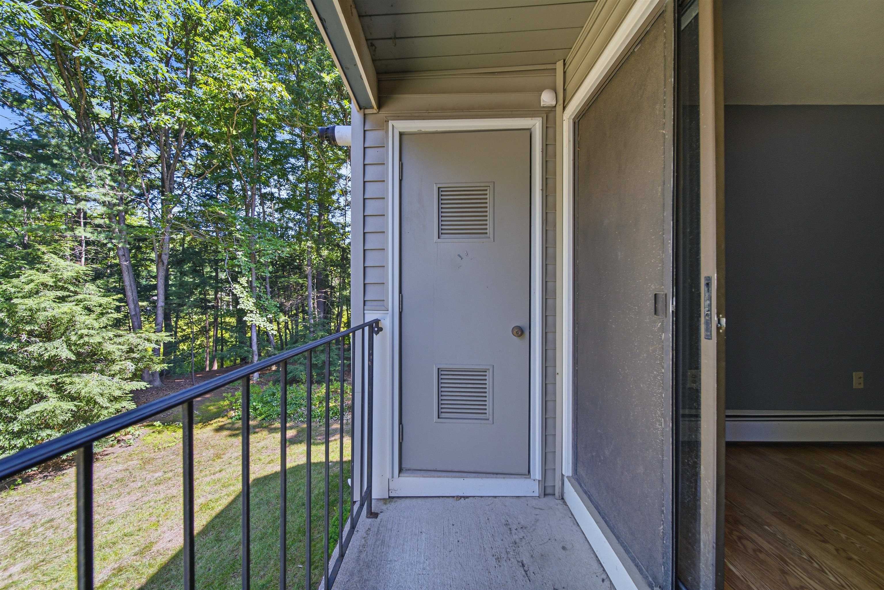 5 Knights Bridge Drive Property Photo 16