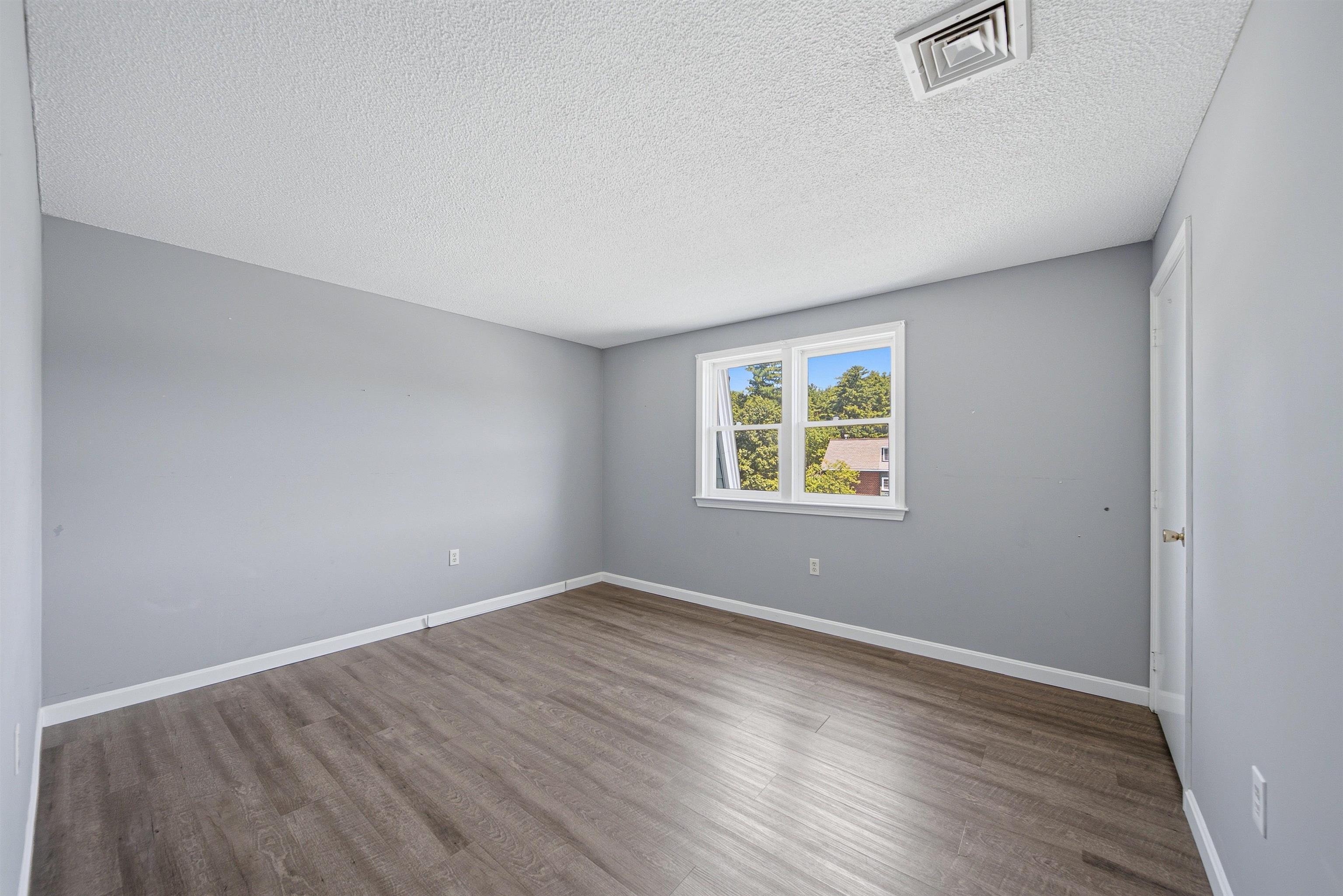 5 Roedean Drive Property Photo 14