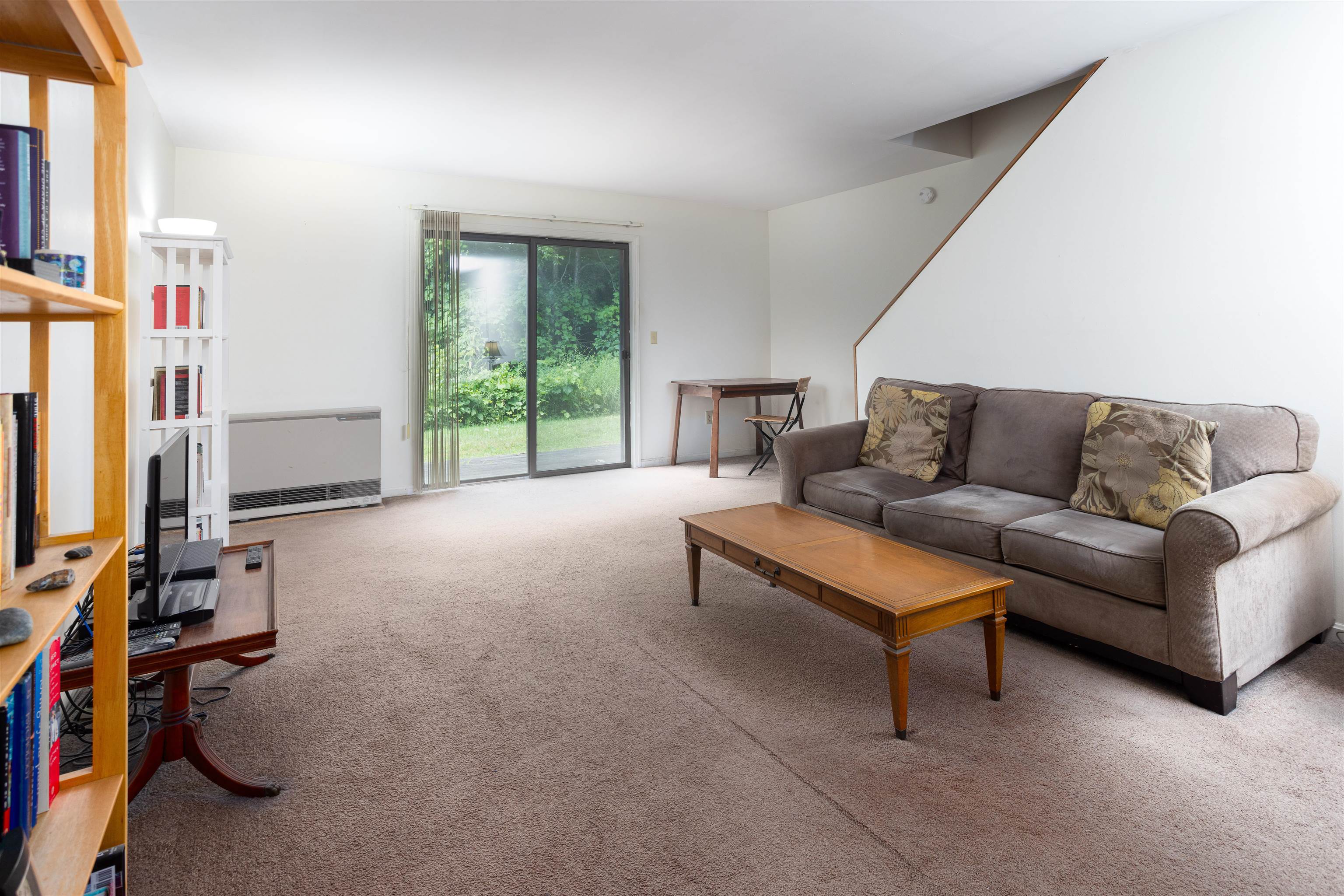 207 Sugar Tree Lane Property Photo 7