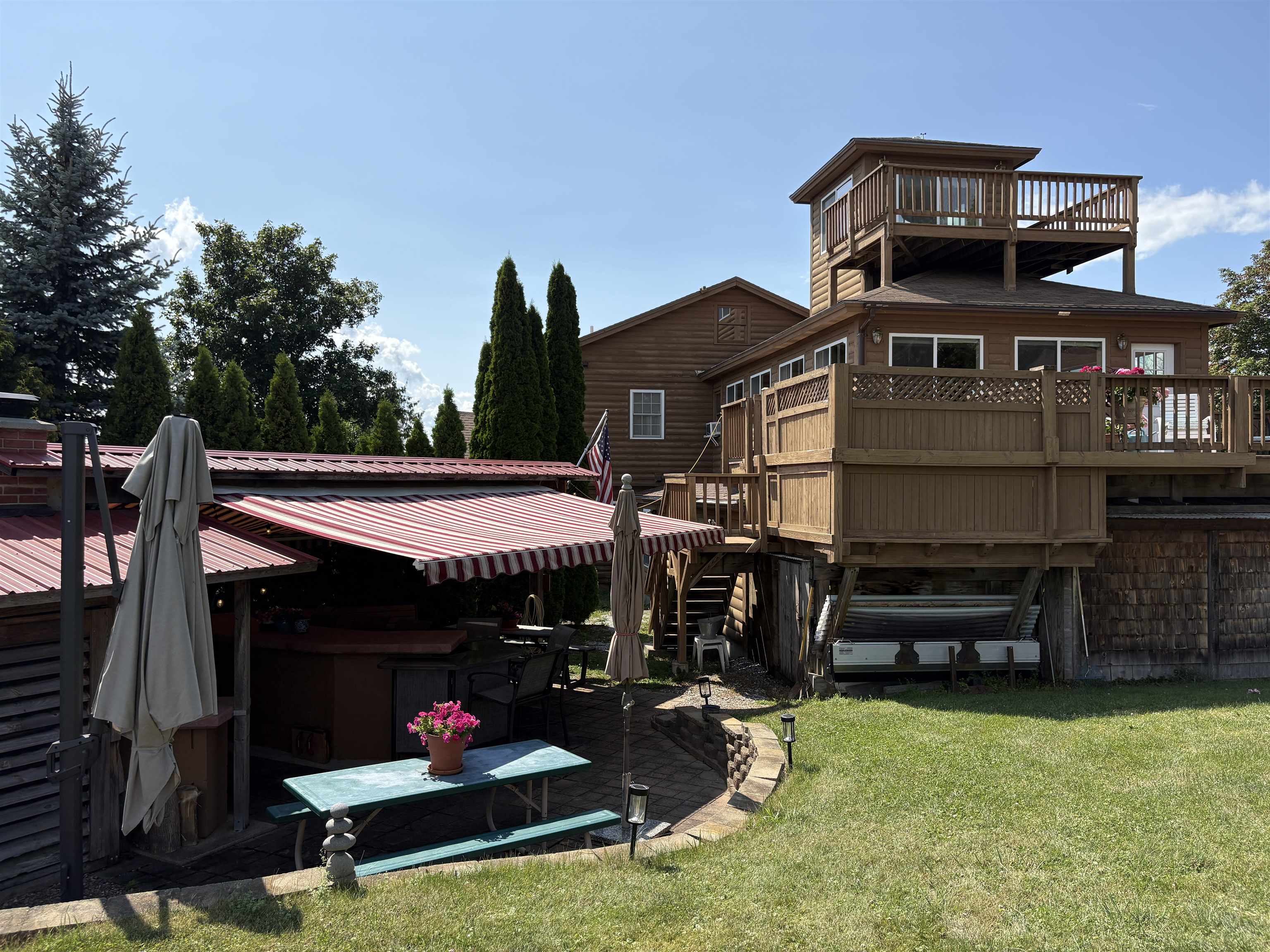 28 Us Route 2 Property Photo 5