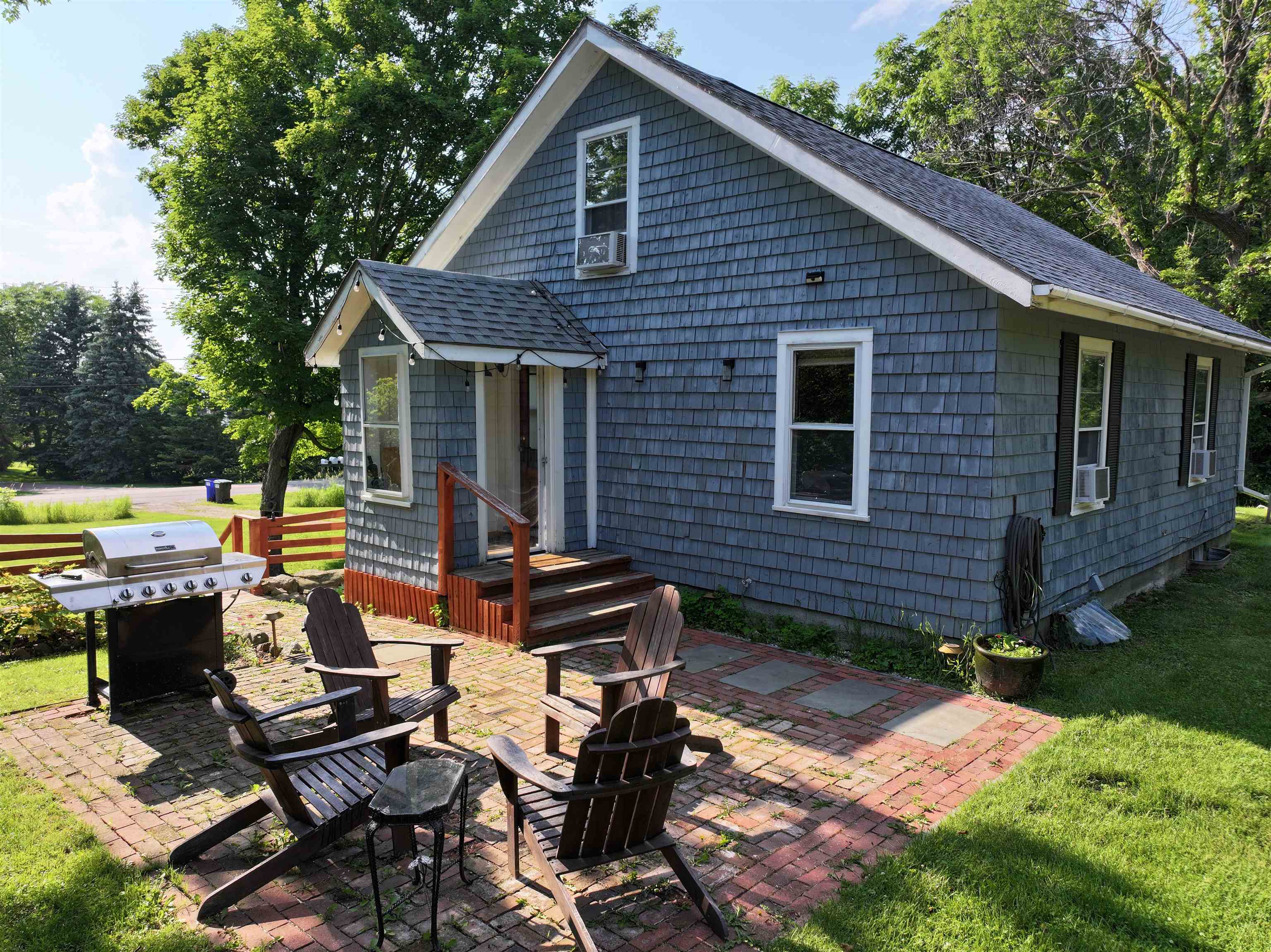 164 West Shore Road Property Photo 1