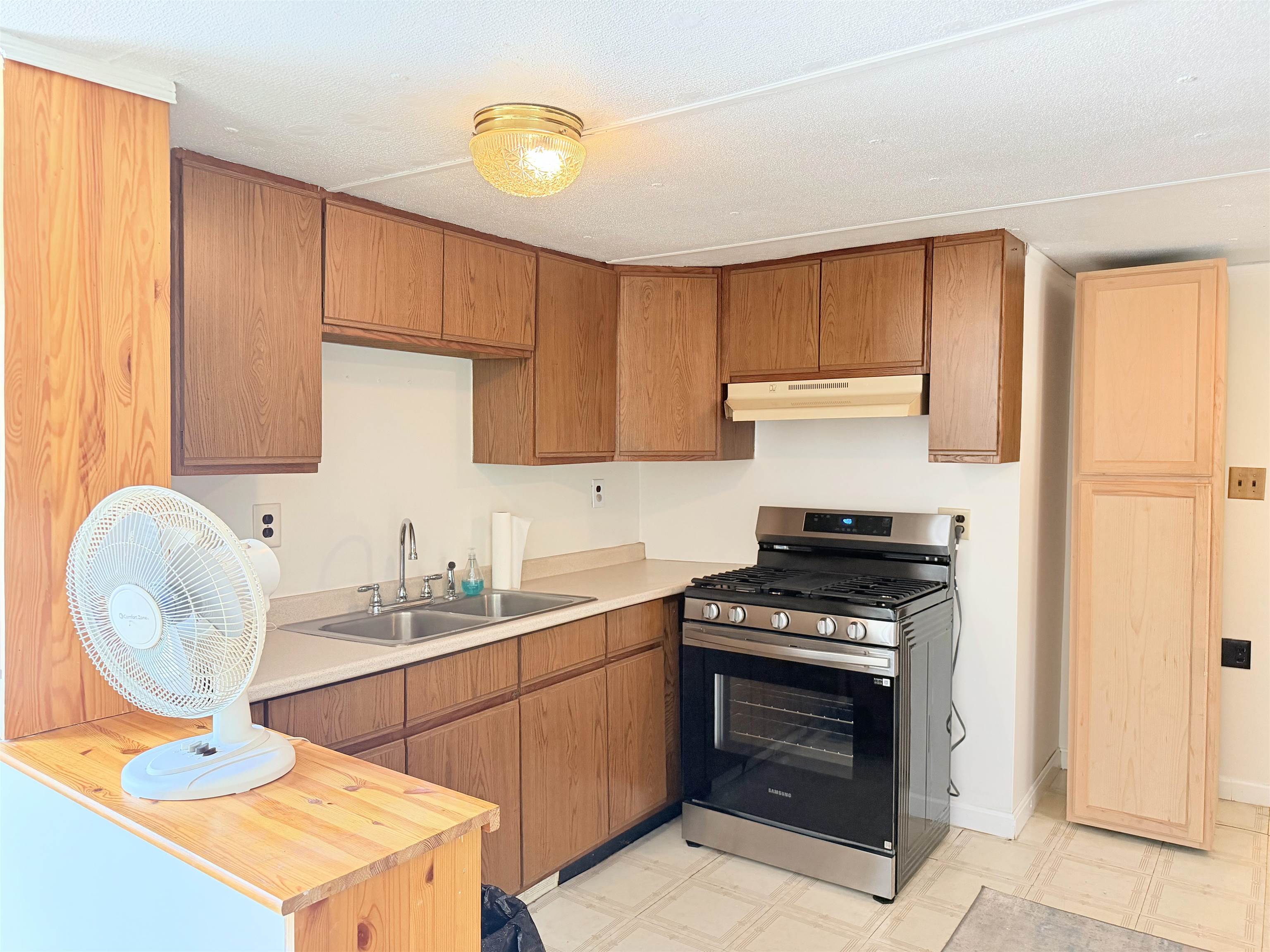 14 Monroe Avenue Property Photo 7