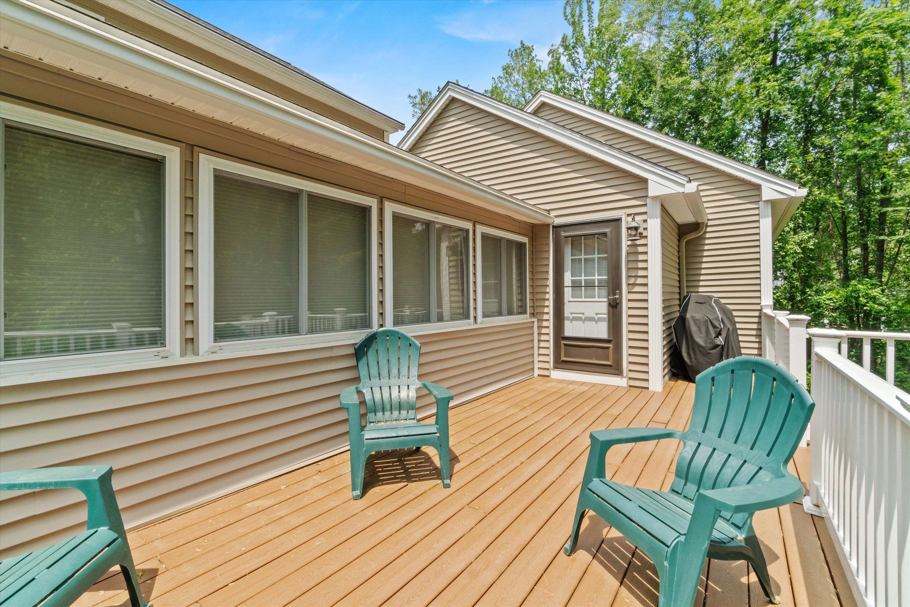55 Autumn Run Property Photo 32