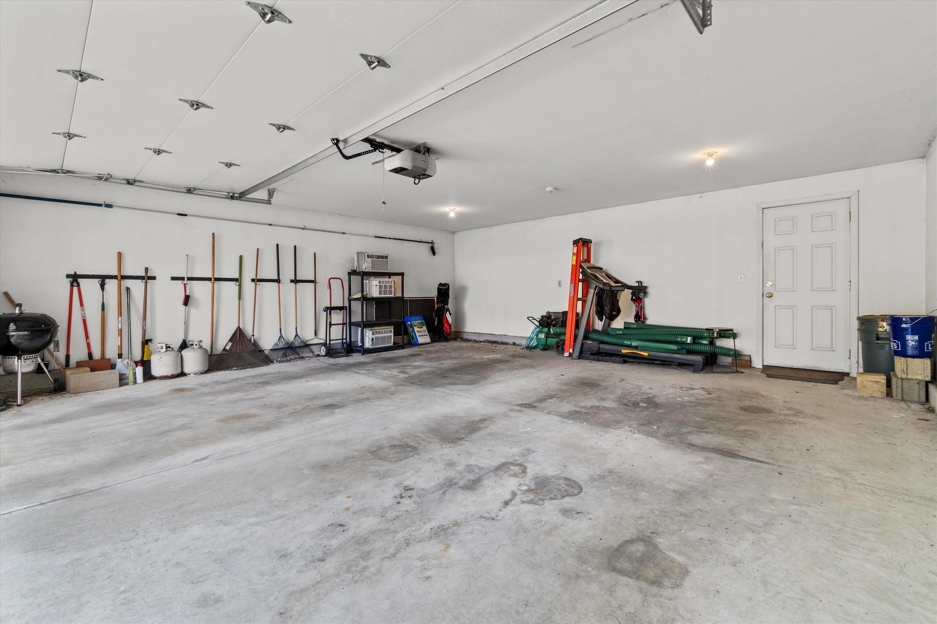55 Autumn Run Property Photo 46