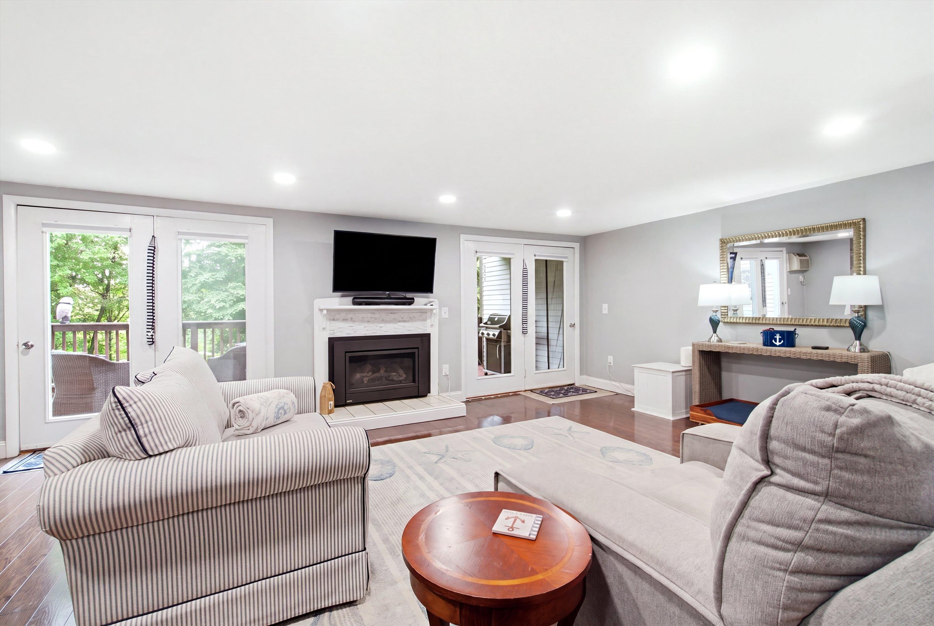 9 Pondview Drive Property Photo 12