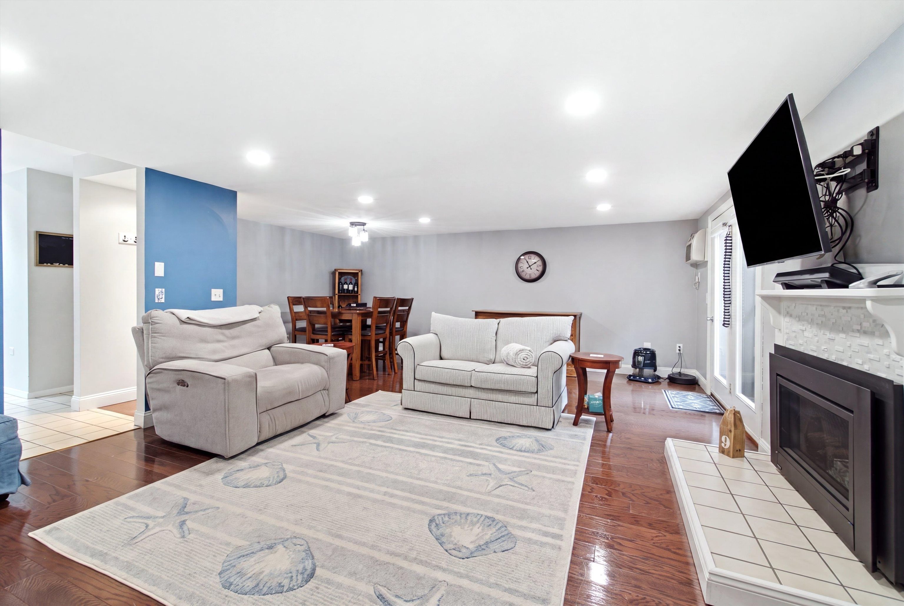 9 Pondview Drive Property Photo 13