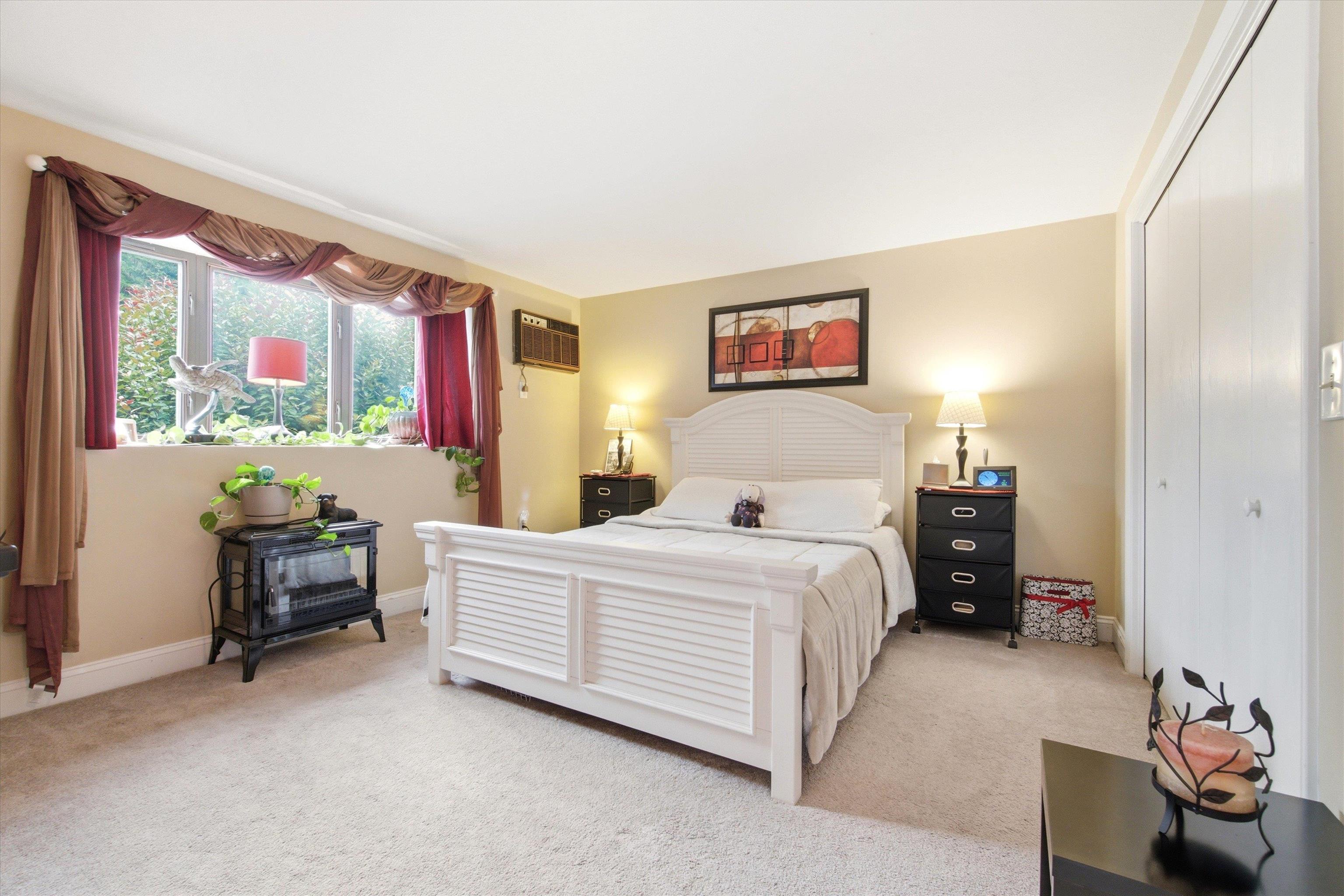 9 Pondview Drive Property Photo 26
