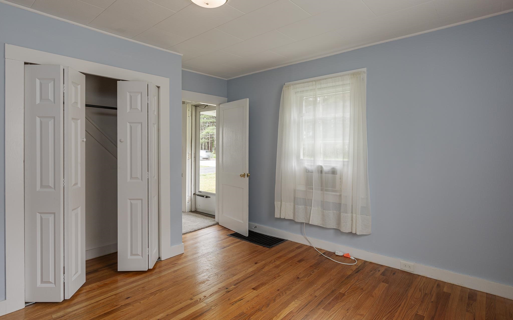 211 Park Avenue Property Photo 6