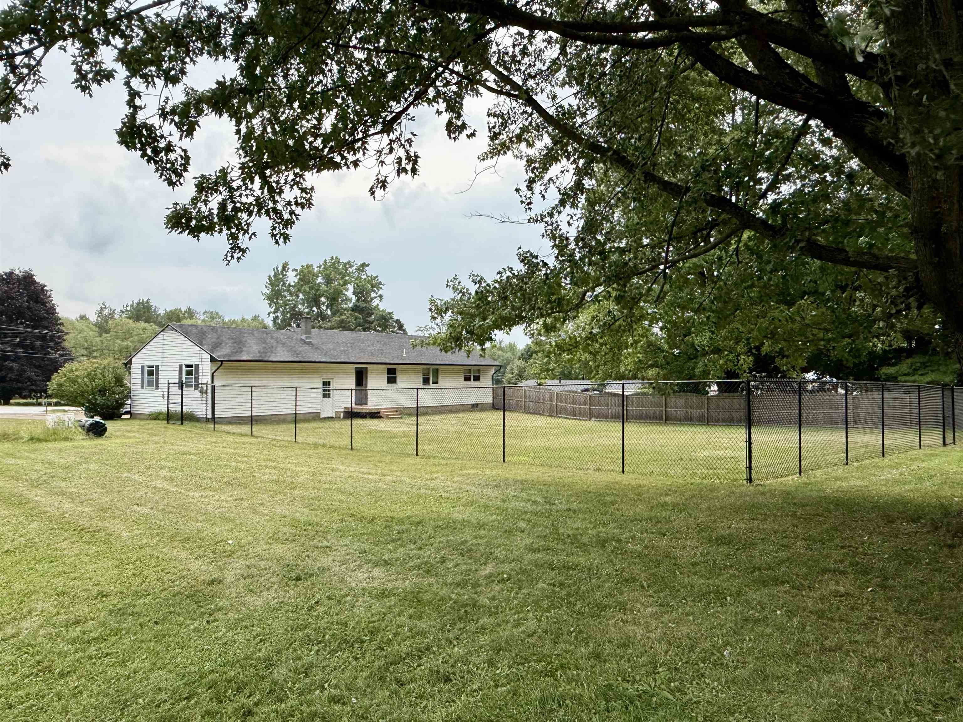 136 Westford Road Property Photo 3