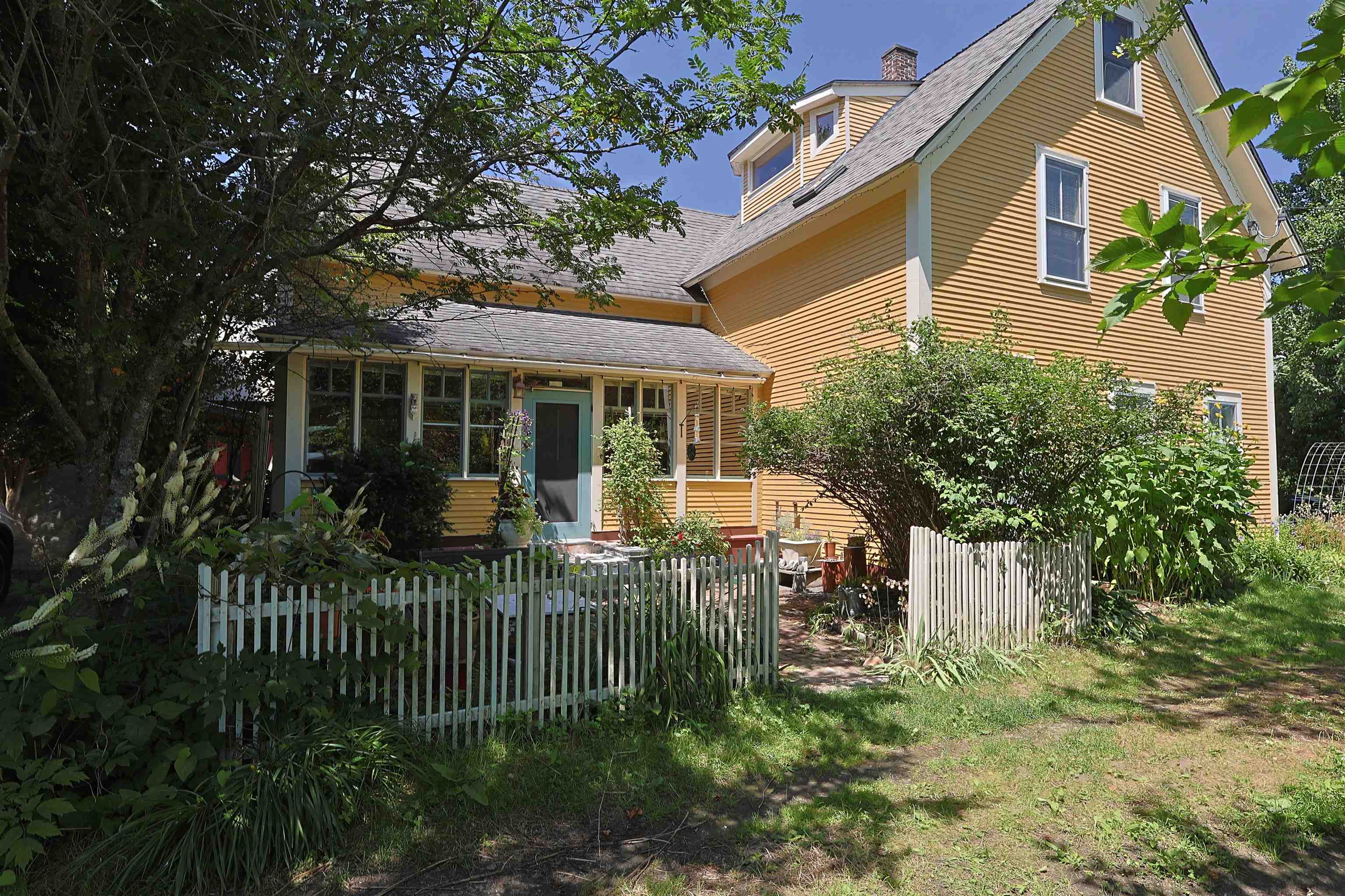 669 Us Route 5 Property Photo 1