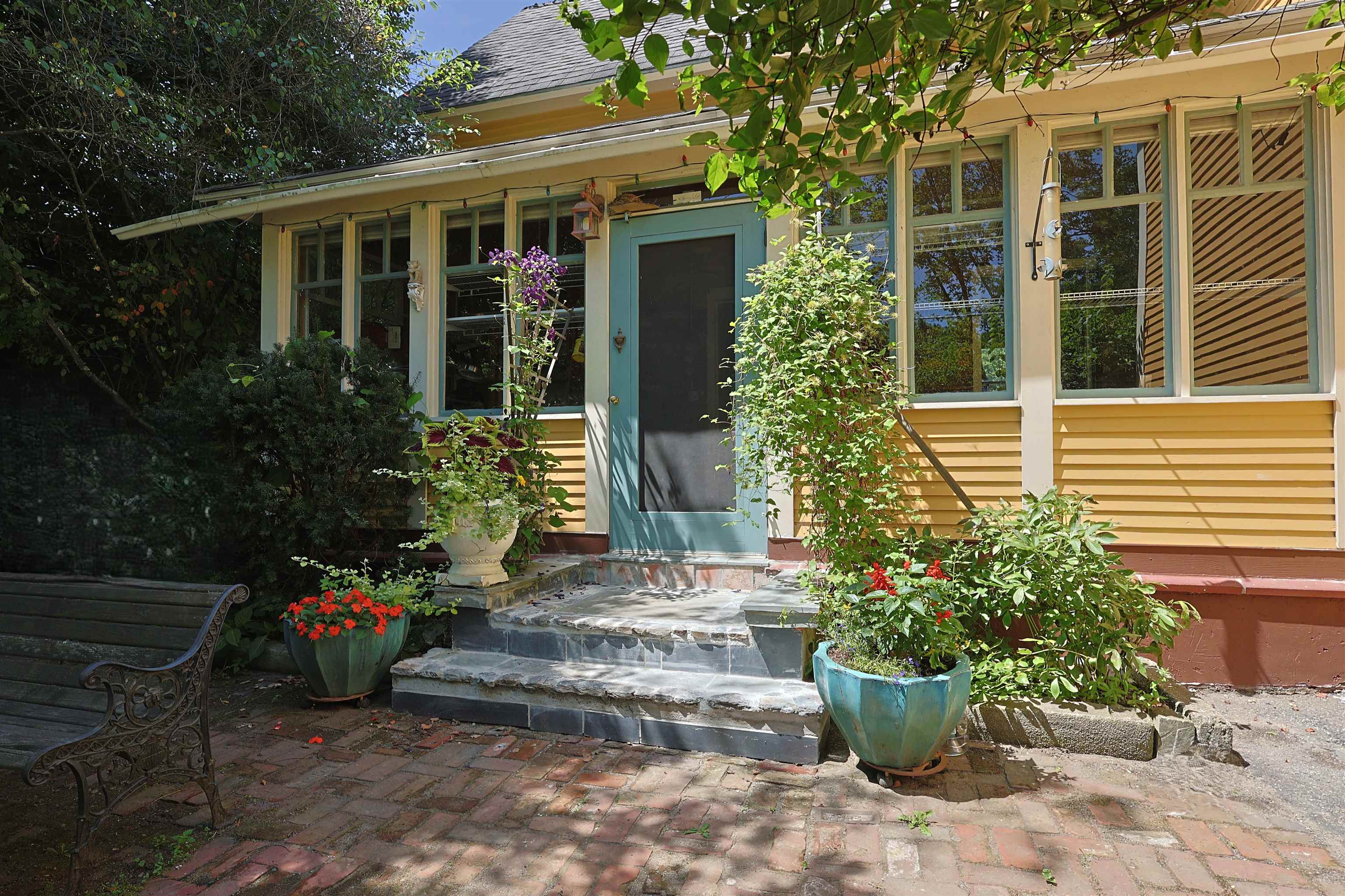 669 Us Route 5 Property Photo 2