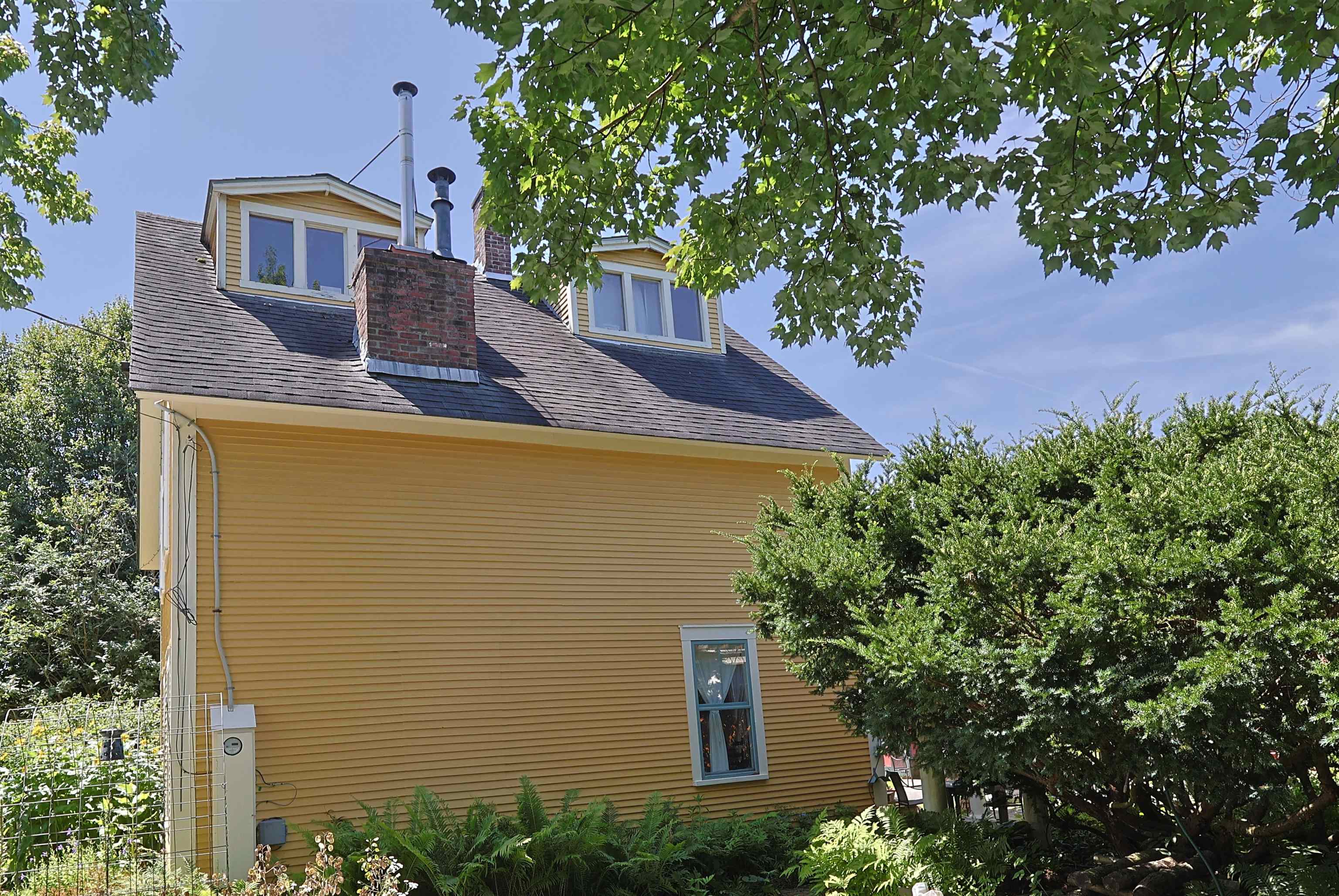 669 Us Route 5 Property Photo 5