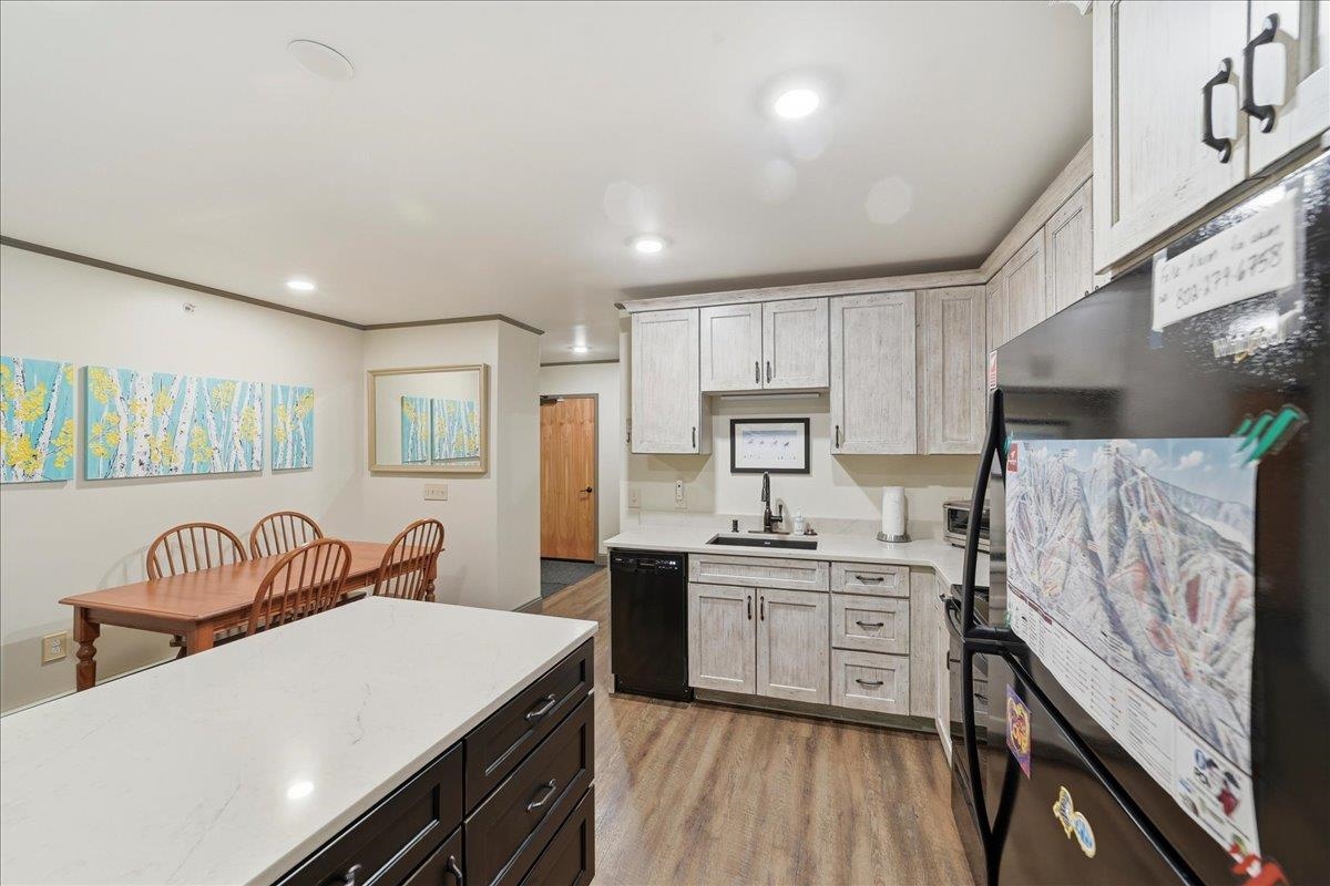 251 Mountainside Drive Property Photo 4
