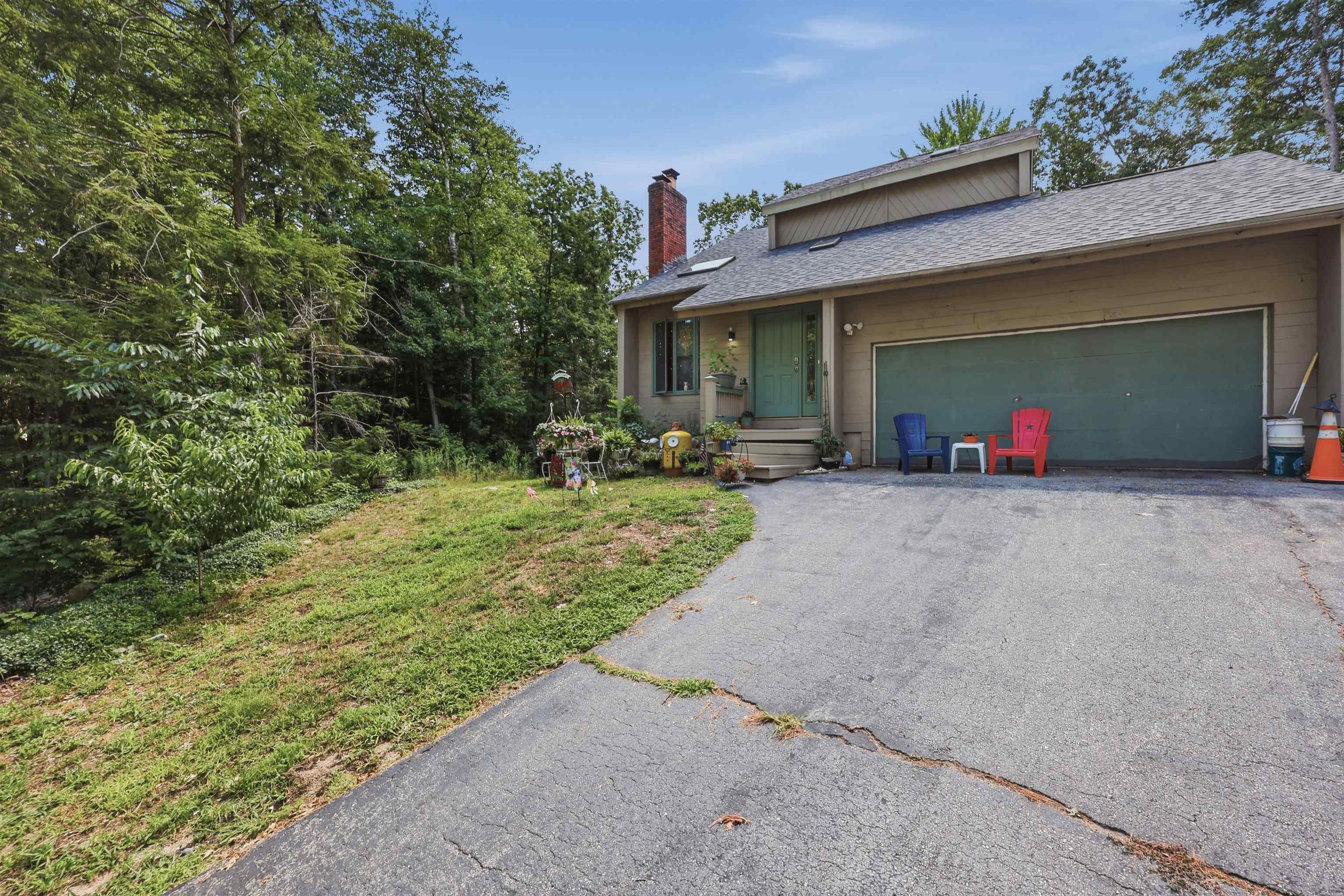 10 Evergreen Drive Property Photo 2
