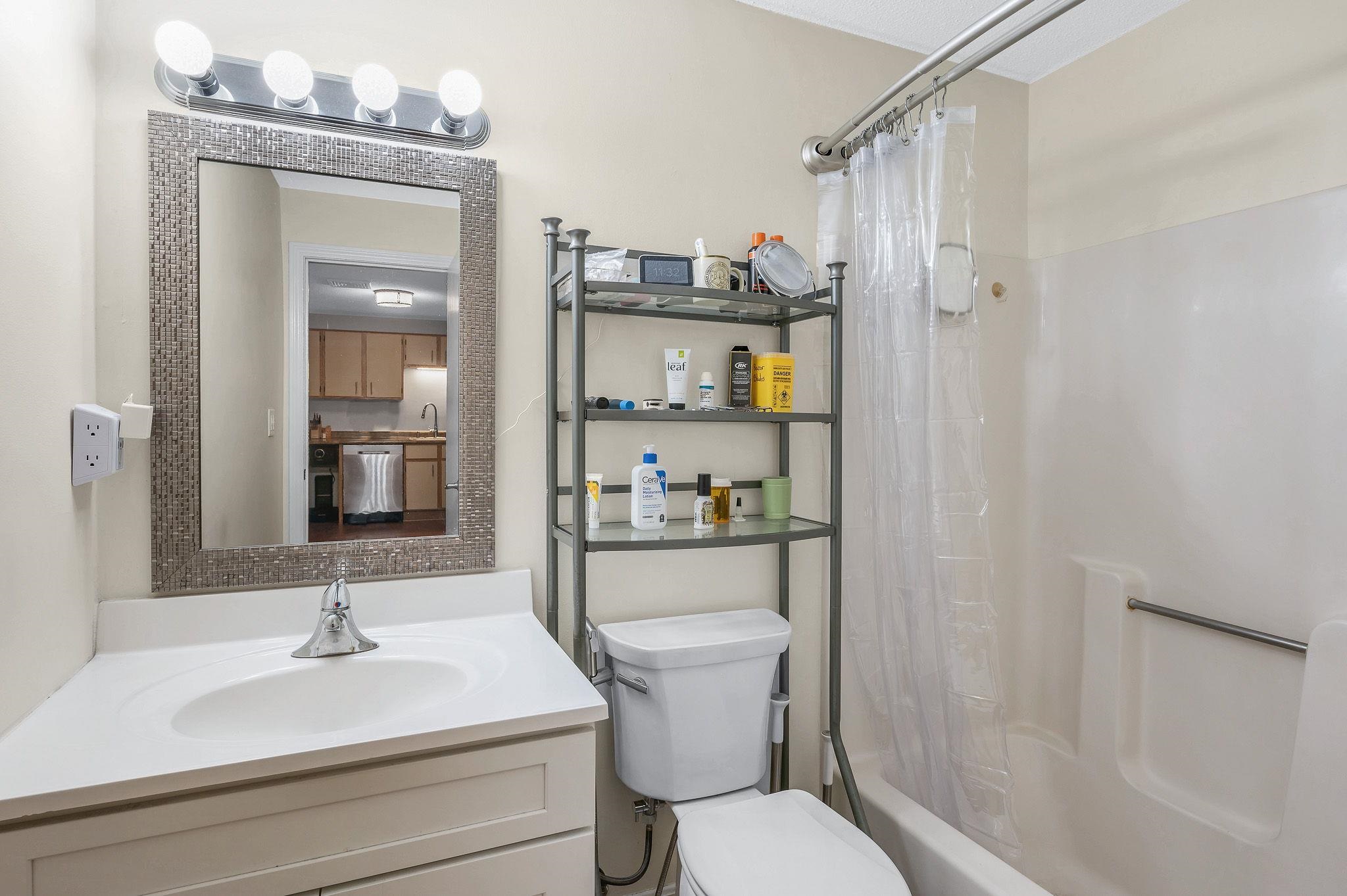 2 Roedean Drive Property Photo 8