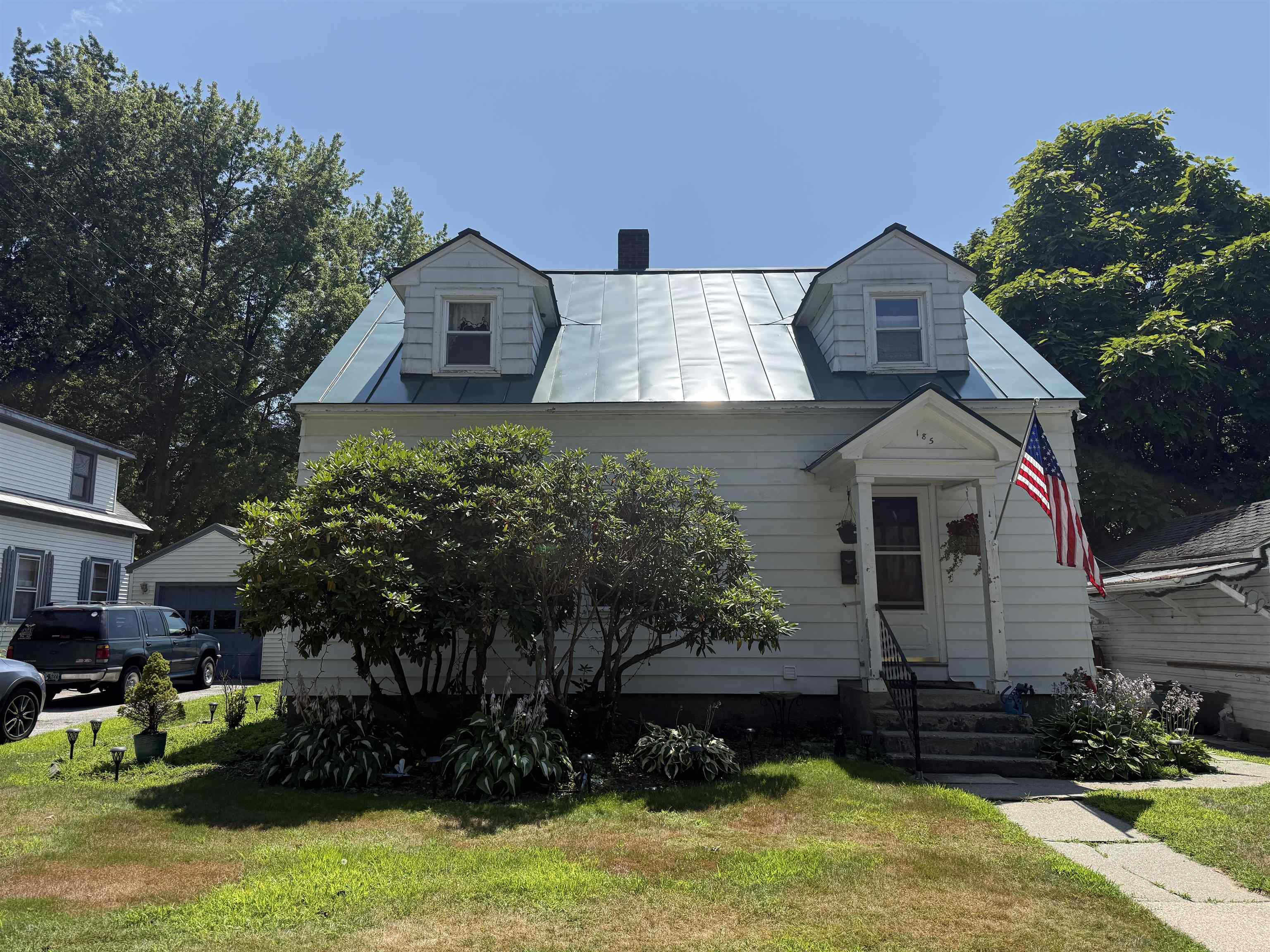 185 Wall Street Property Photo 1