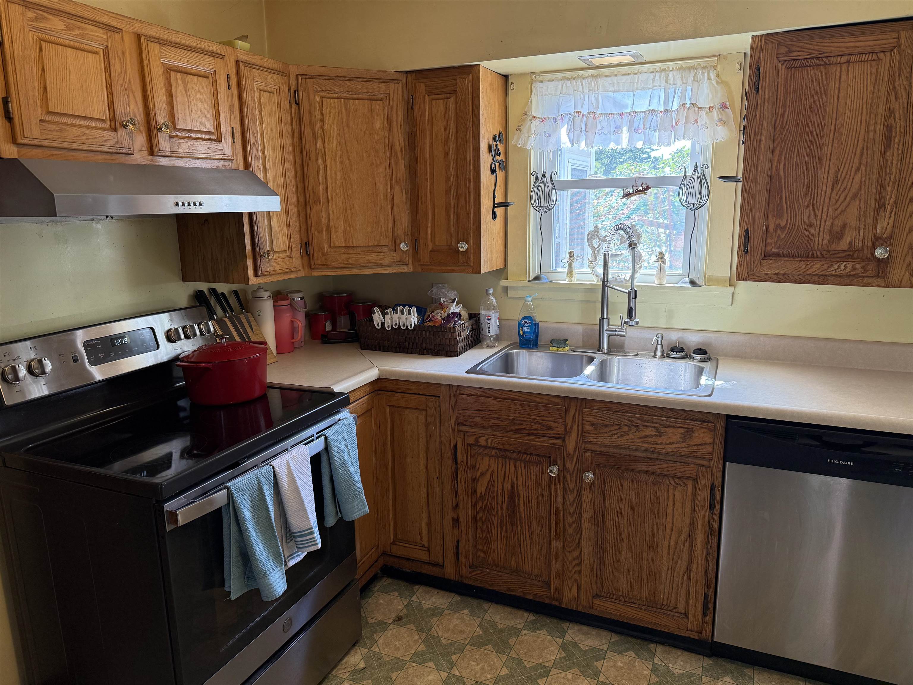 185 Wall Street Property Photo 24