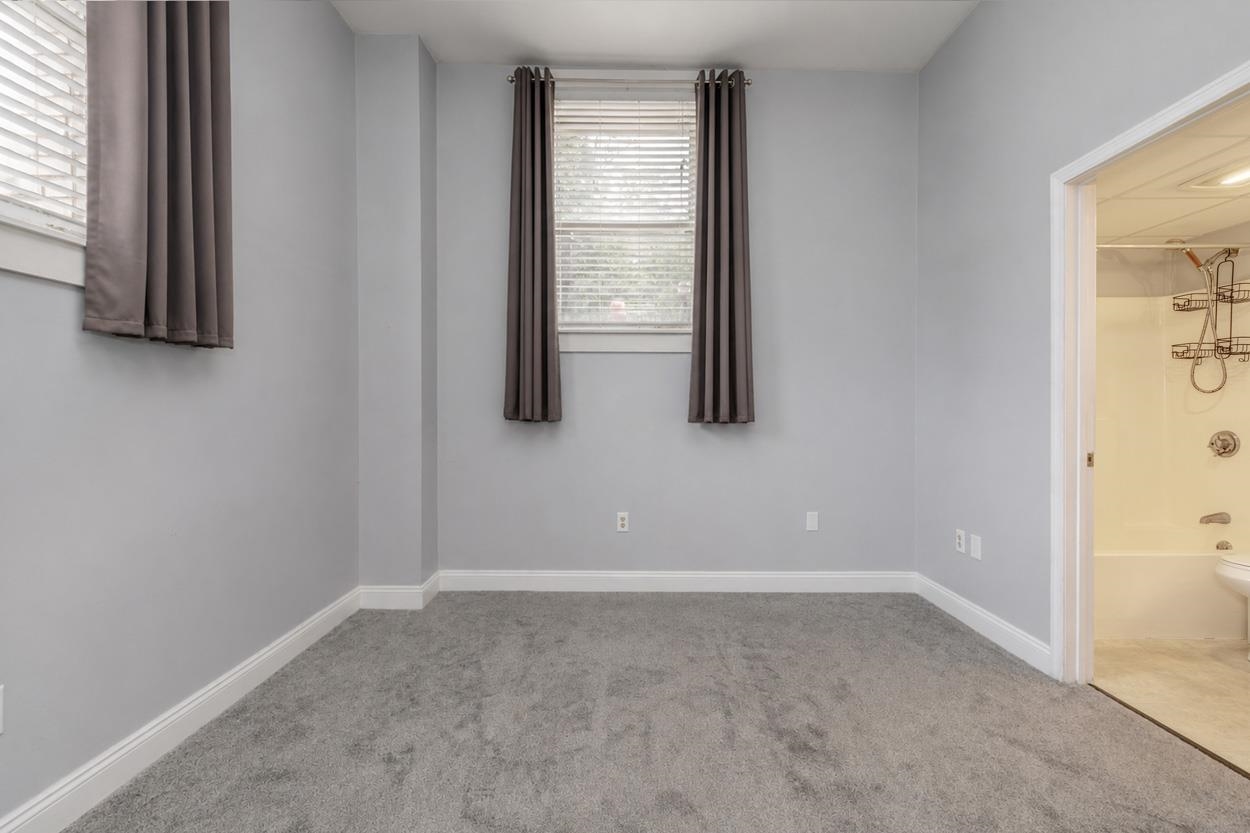 15 Mount Saint Marys Way Property Photo 16