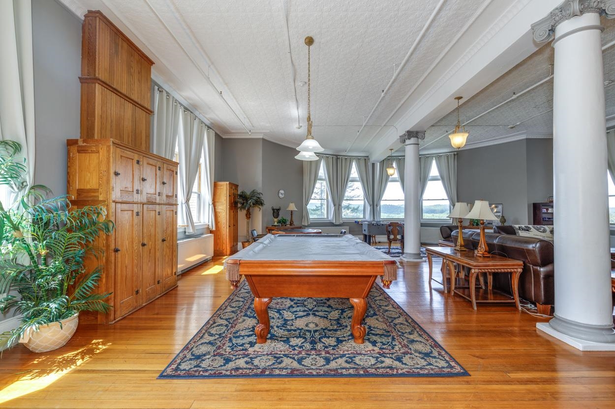 15 Mount Saint Marys Way Property Photo 26