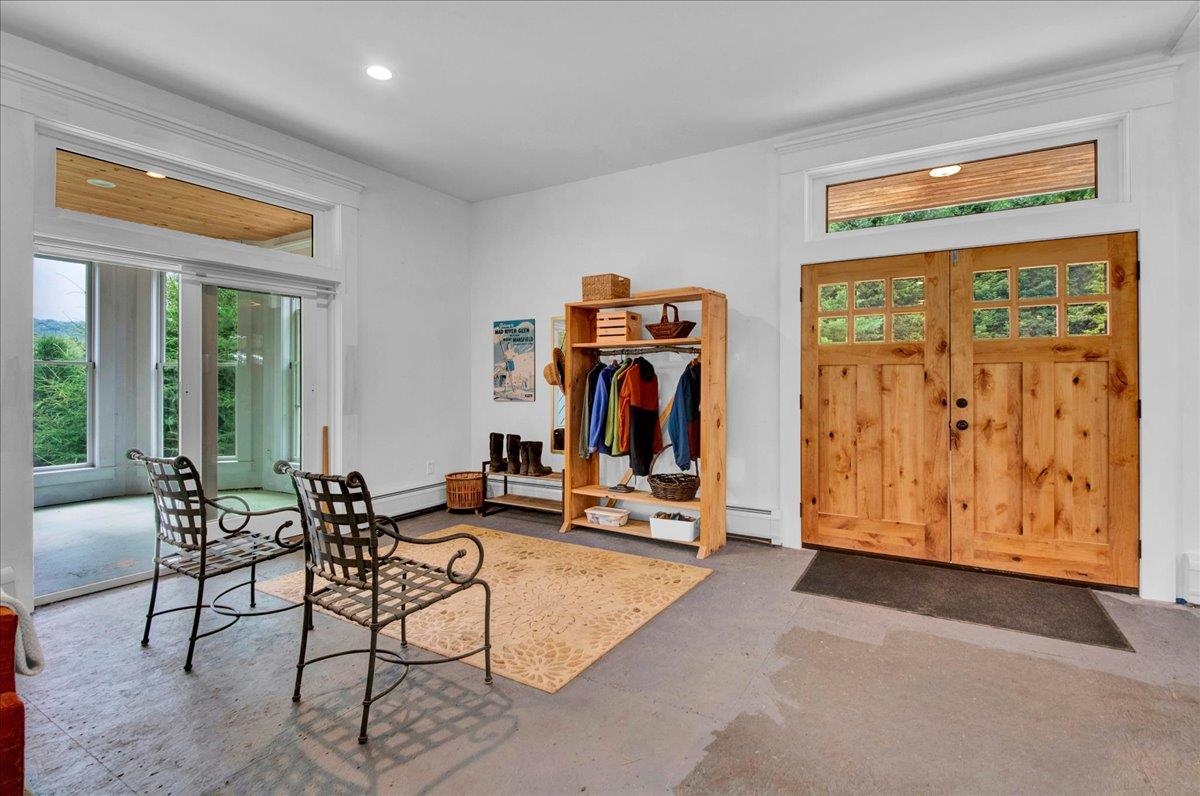 3173 Brook Road Property Photo 13