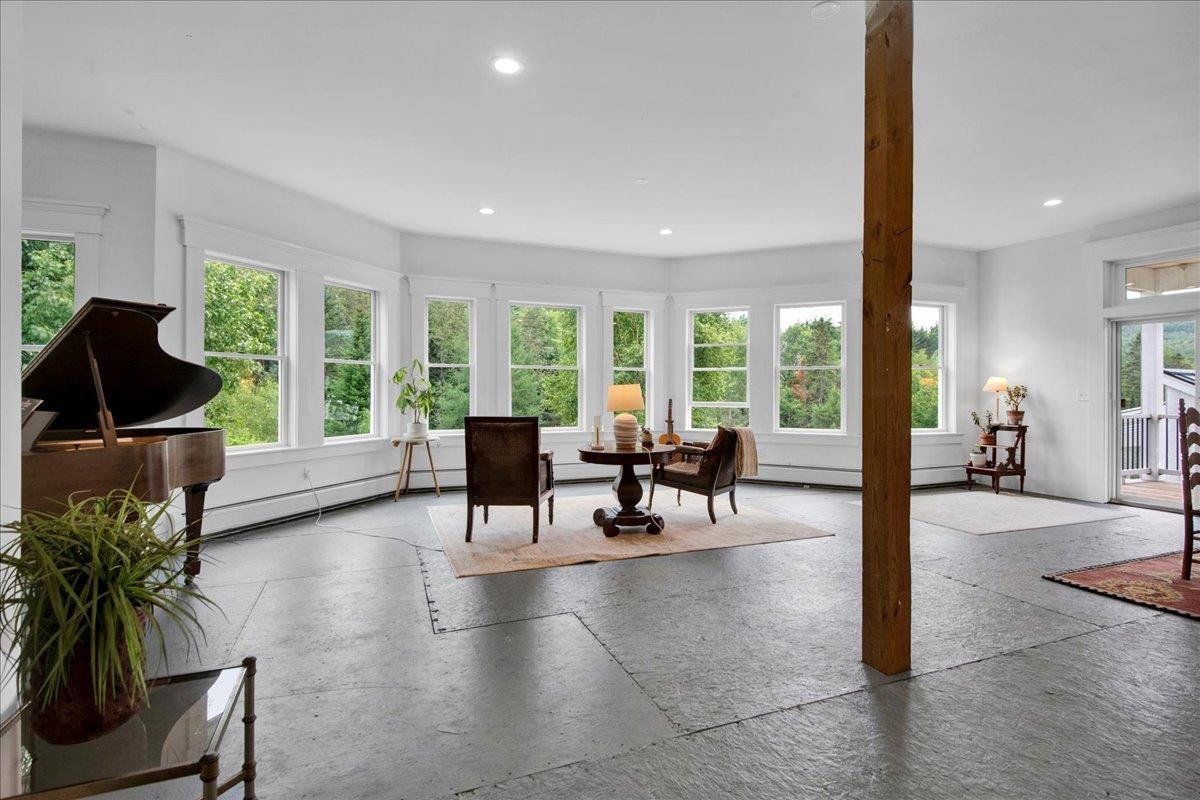 3173 Brook Road Property Photo 17