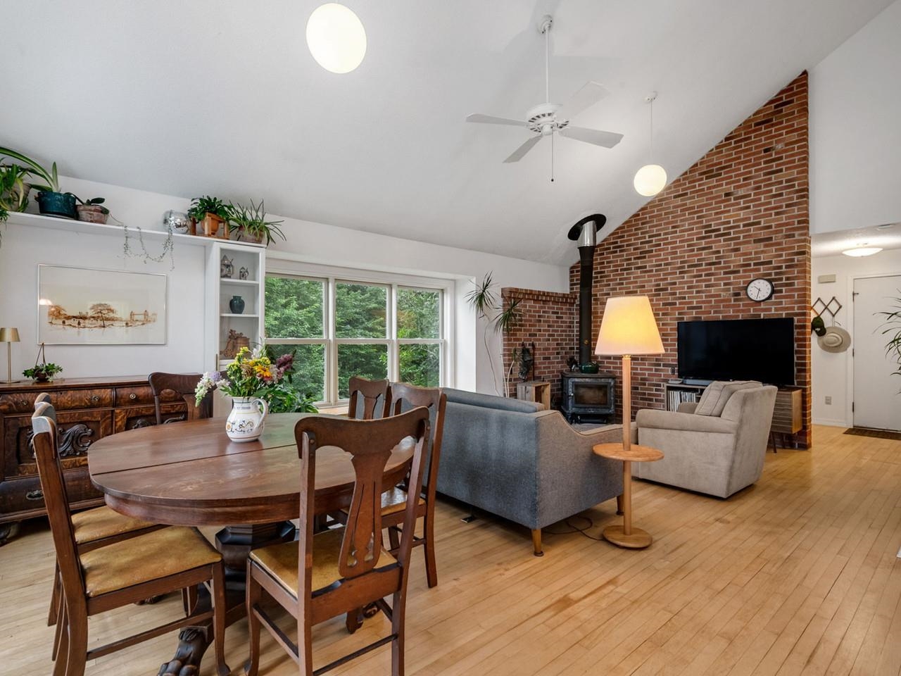 164 Page Knoll Property Photo 6