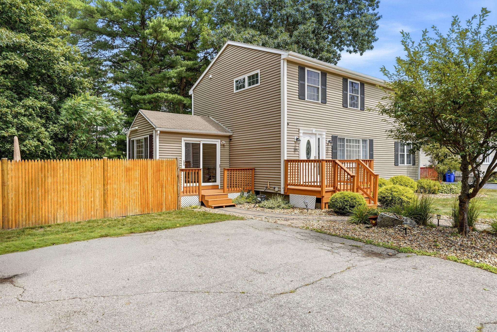 299 Saint Marie Street Property Photo 3