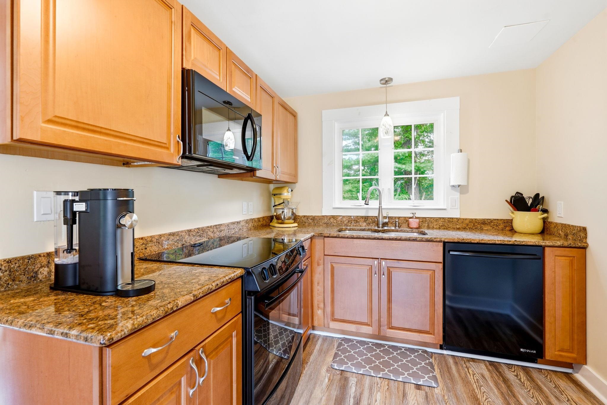 299 Saint Marie Street Property Photo 7