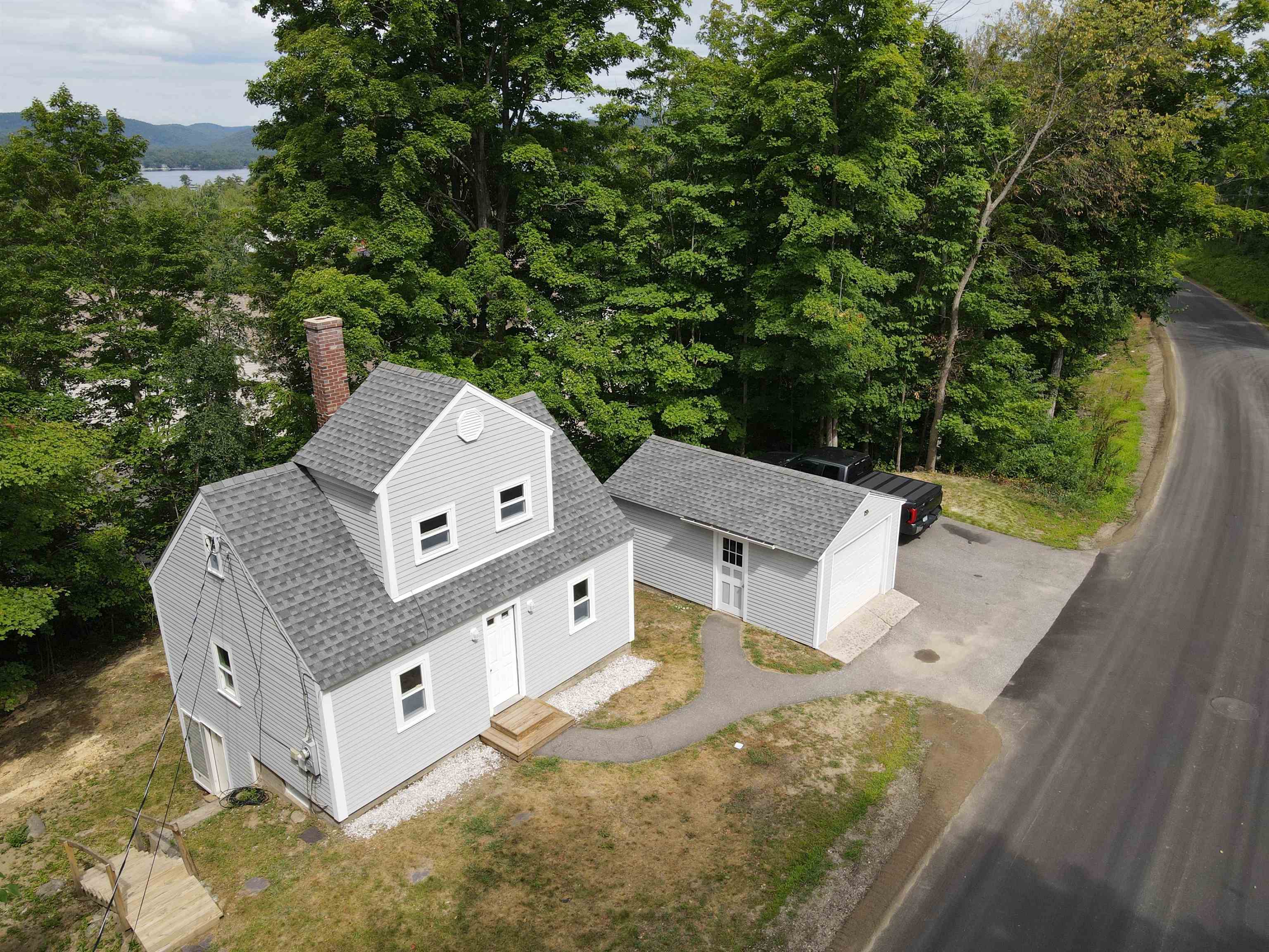 33 Upper Ladd Hill Road Property Photo 3
