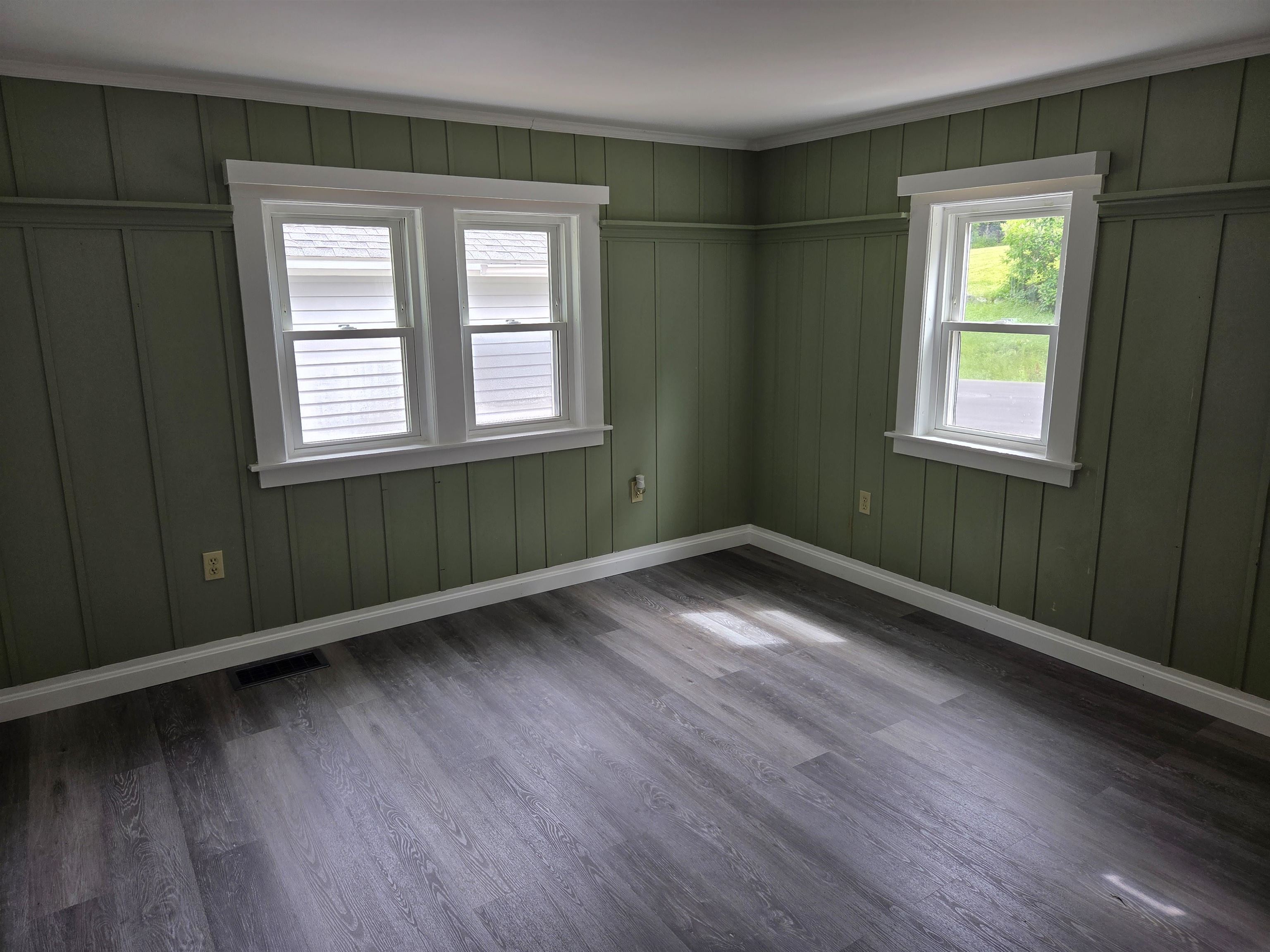 33 Upper Ladd Hill Road Property Photo 11