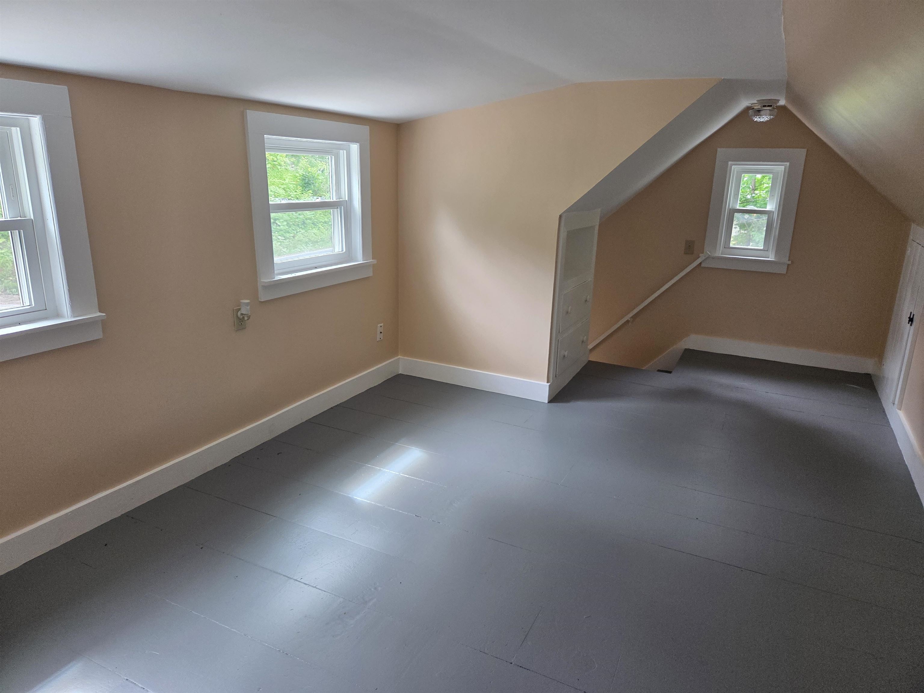 33 Upper Ladd Hill Road Property Photo 14