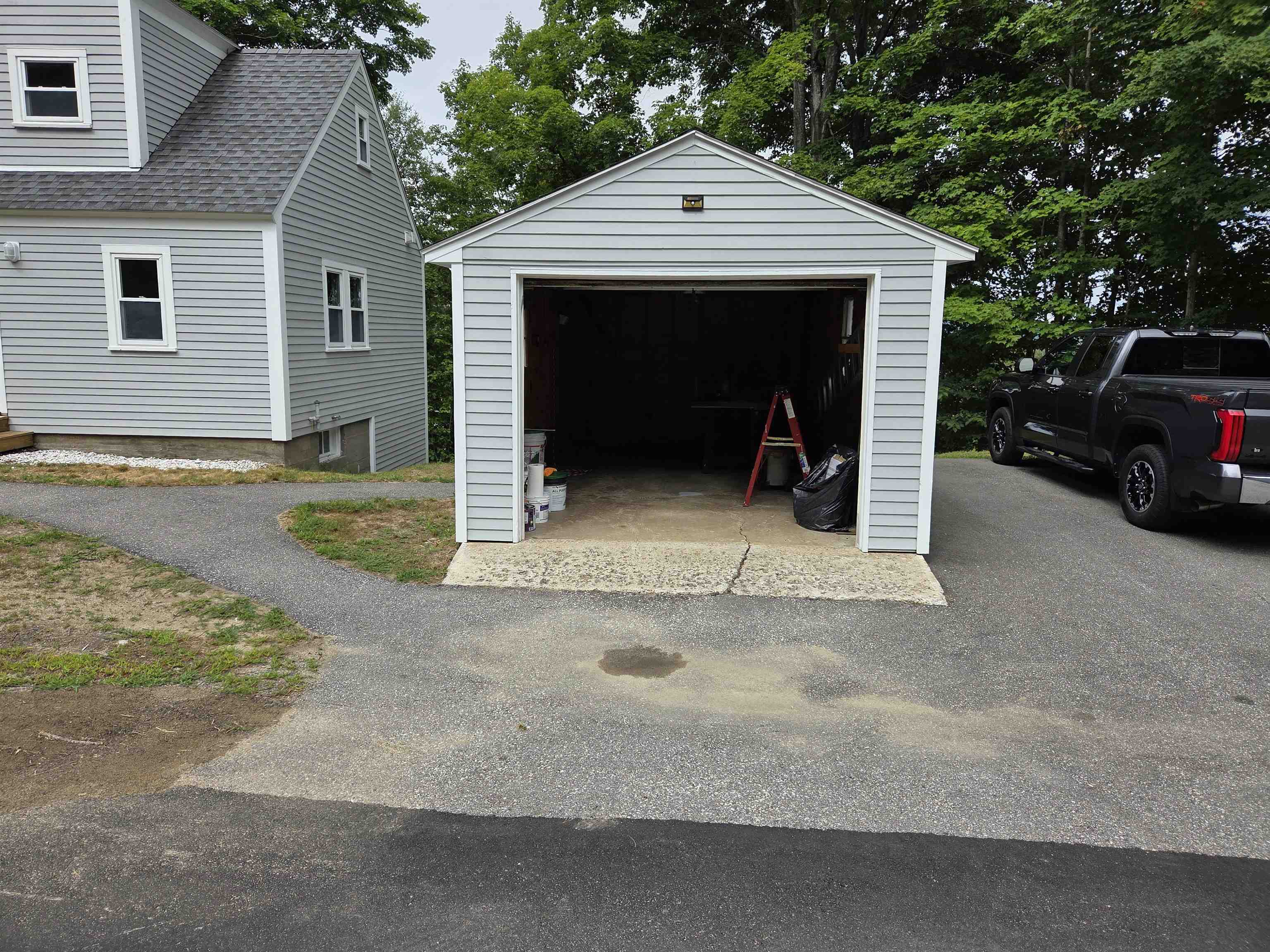33 Upper Ladd Hill Road Property Photo 22