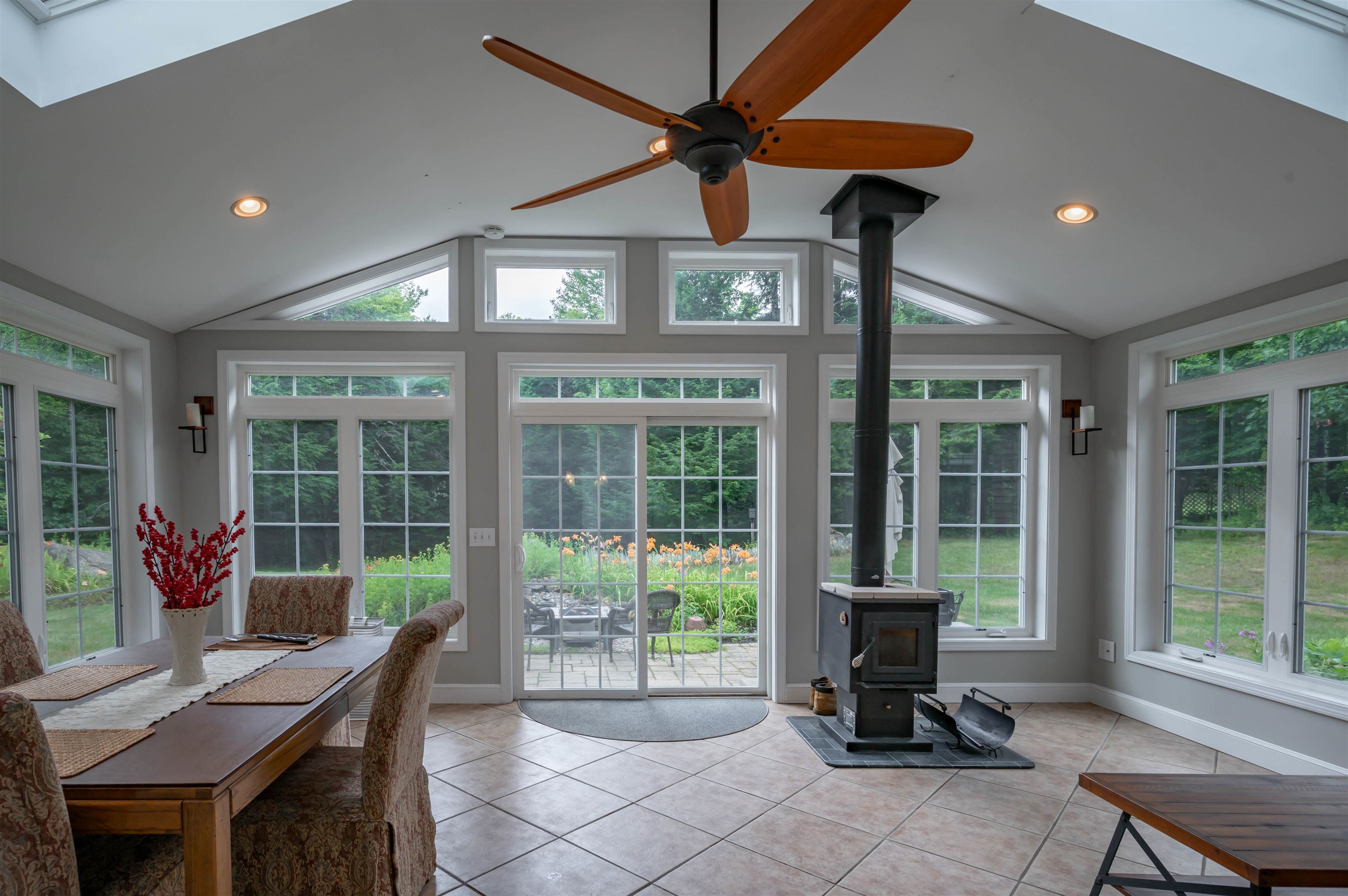 32 Atlantic Drive Property Photo 12