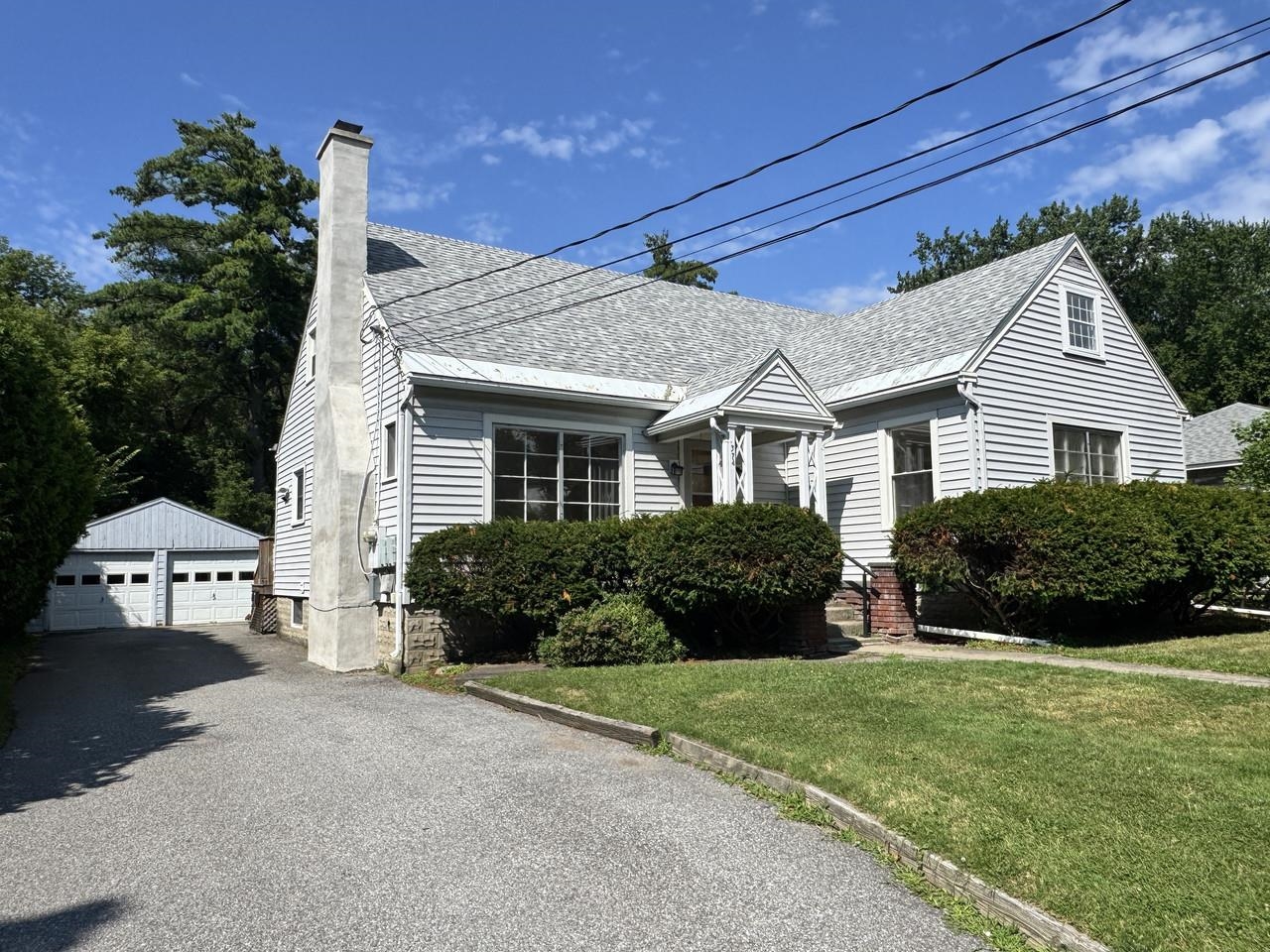 374 Flynn Avenue Property Photo 2