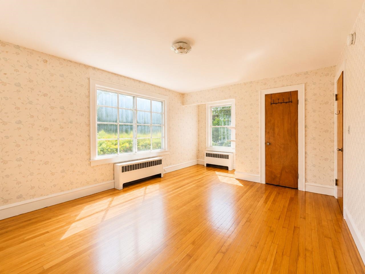374 Flynn Avenue Property Photo 15