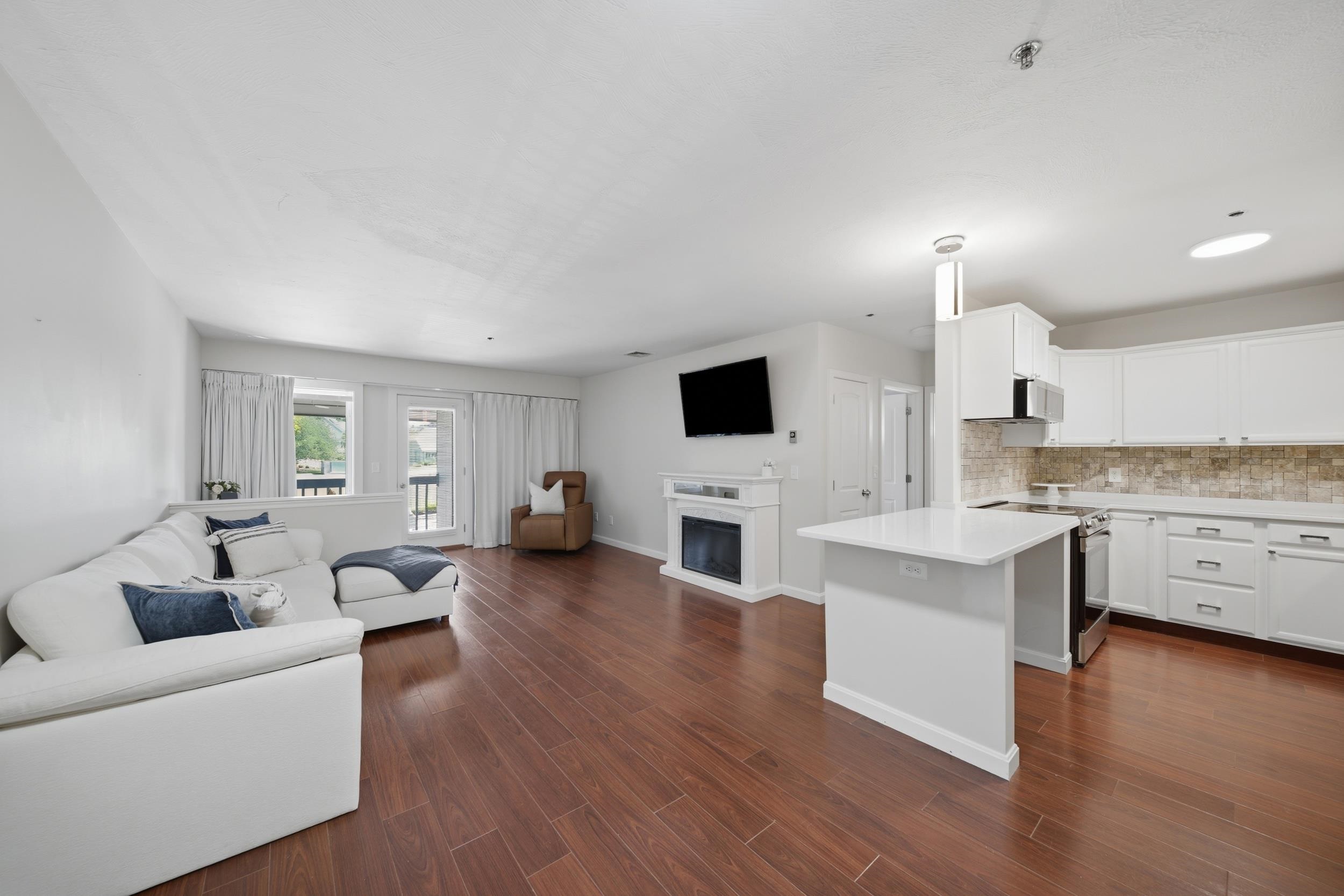 5 Tsienneto Road Property Photo 8