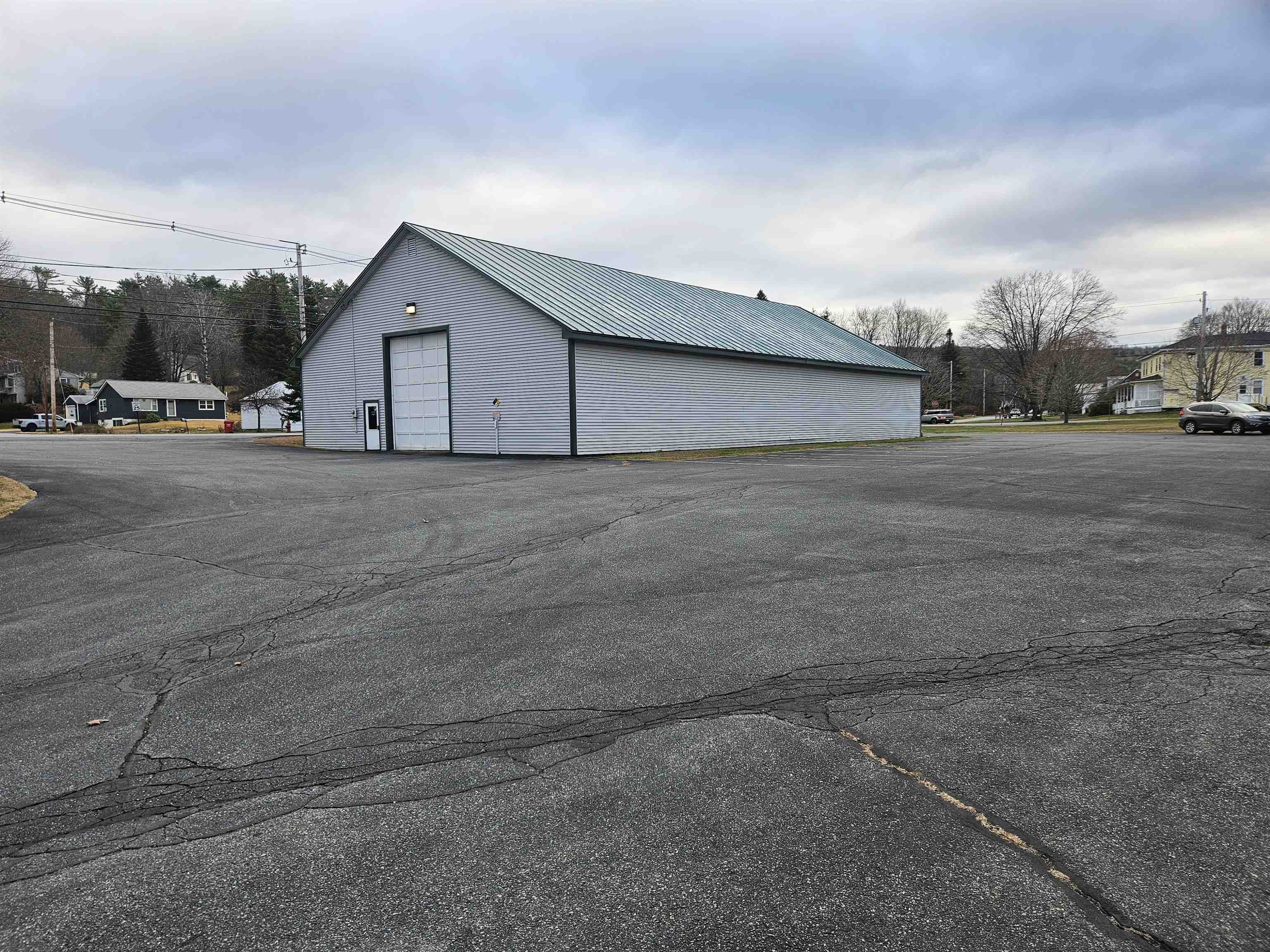 240 Meriden Road Property Photo 14