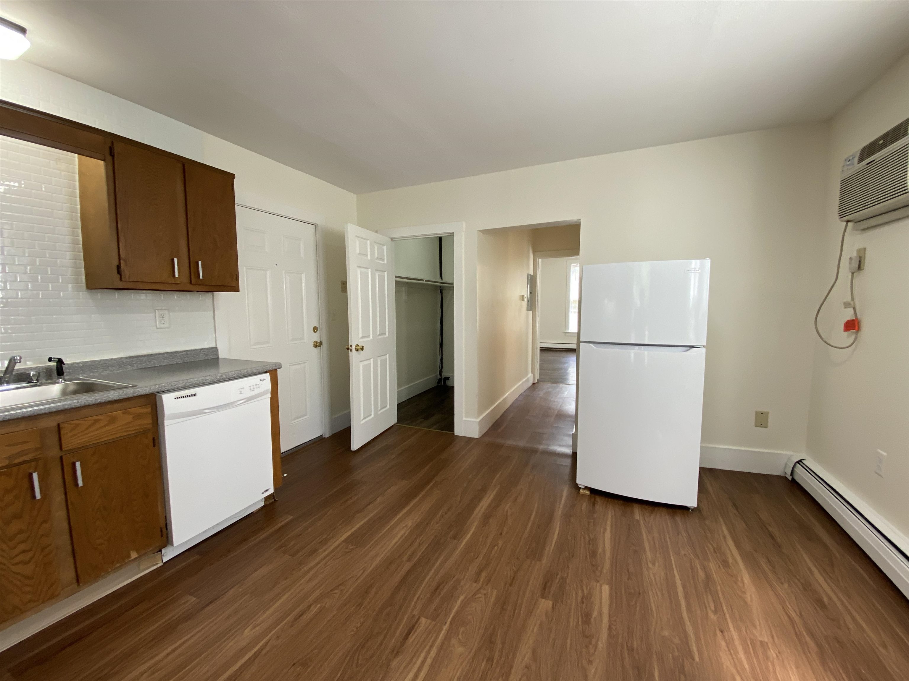 616 Union Street Property Photo 6