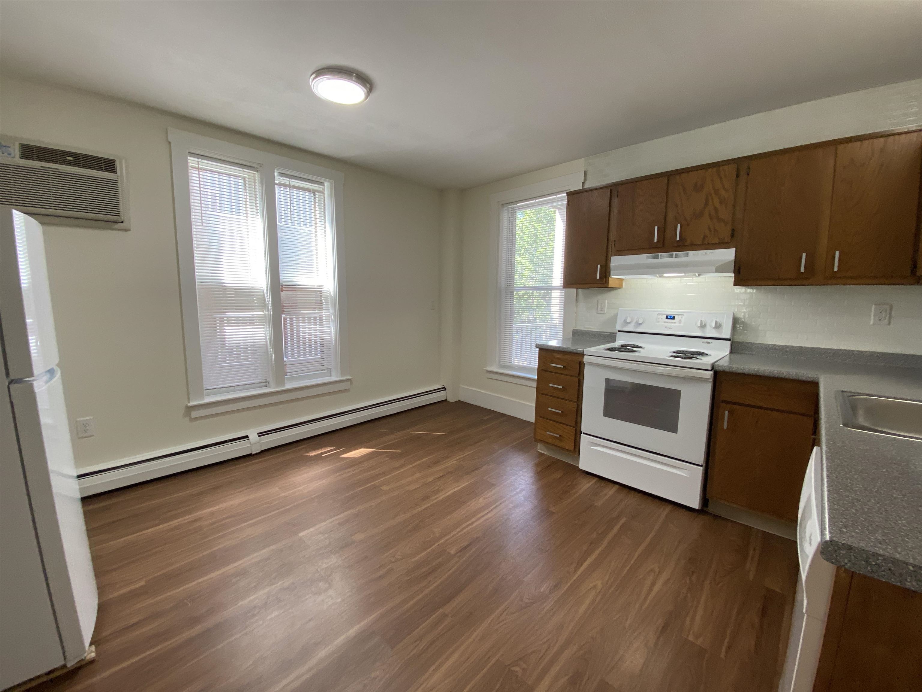 616 Union Street Property Photo 8