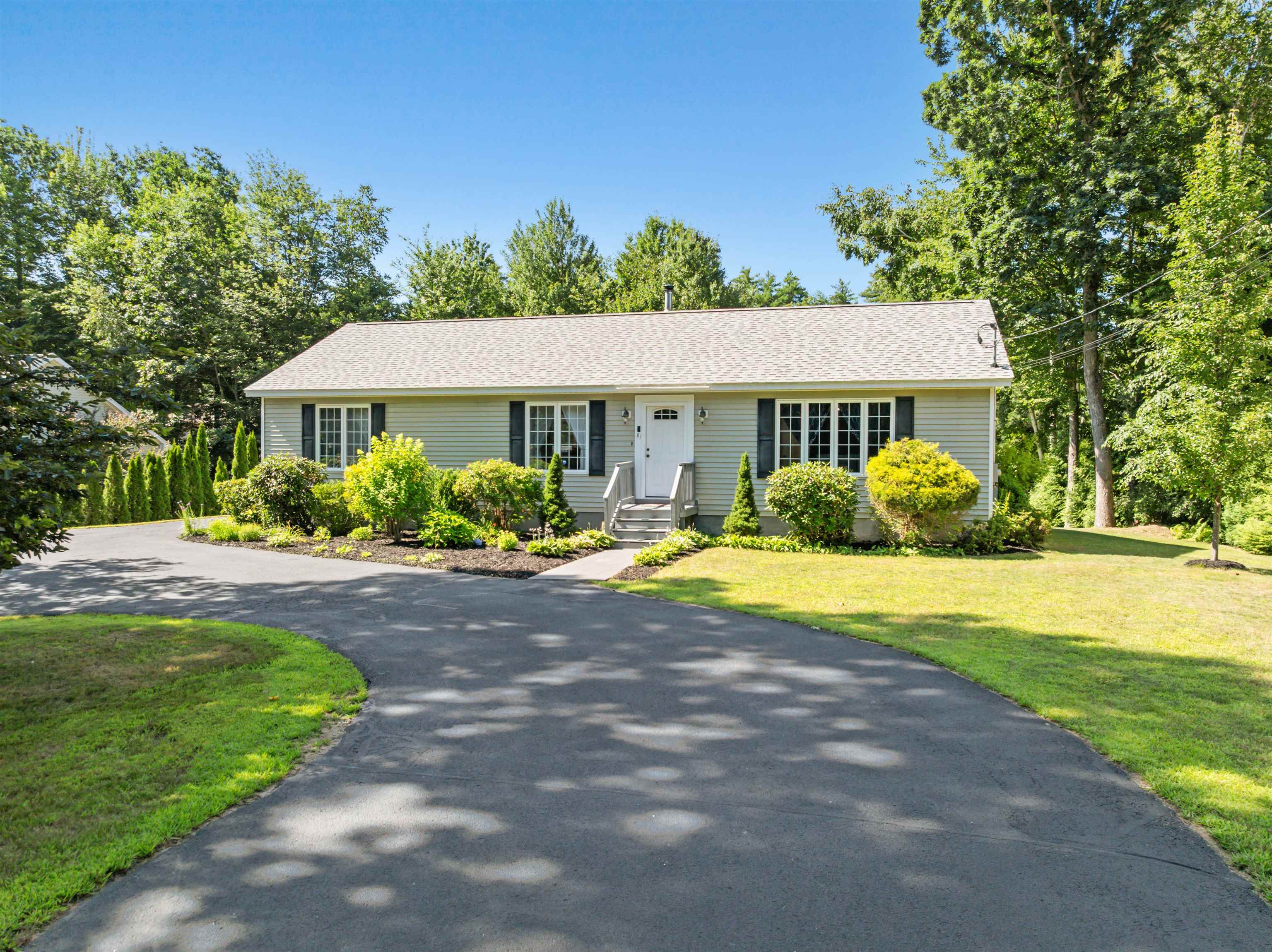 81 Lynnewood Road Property Photo 1