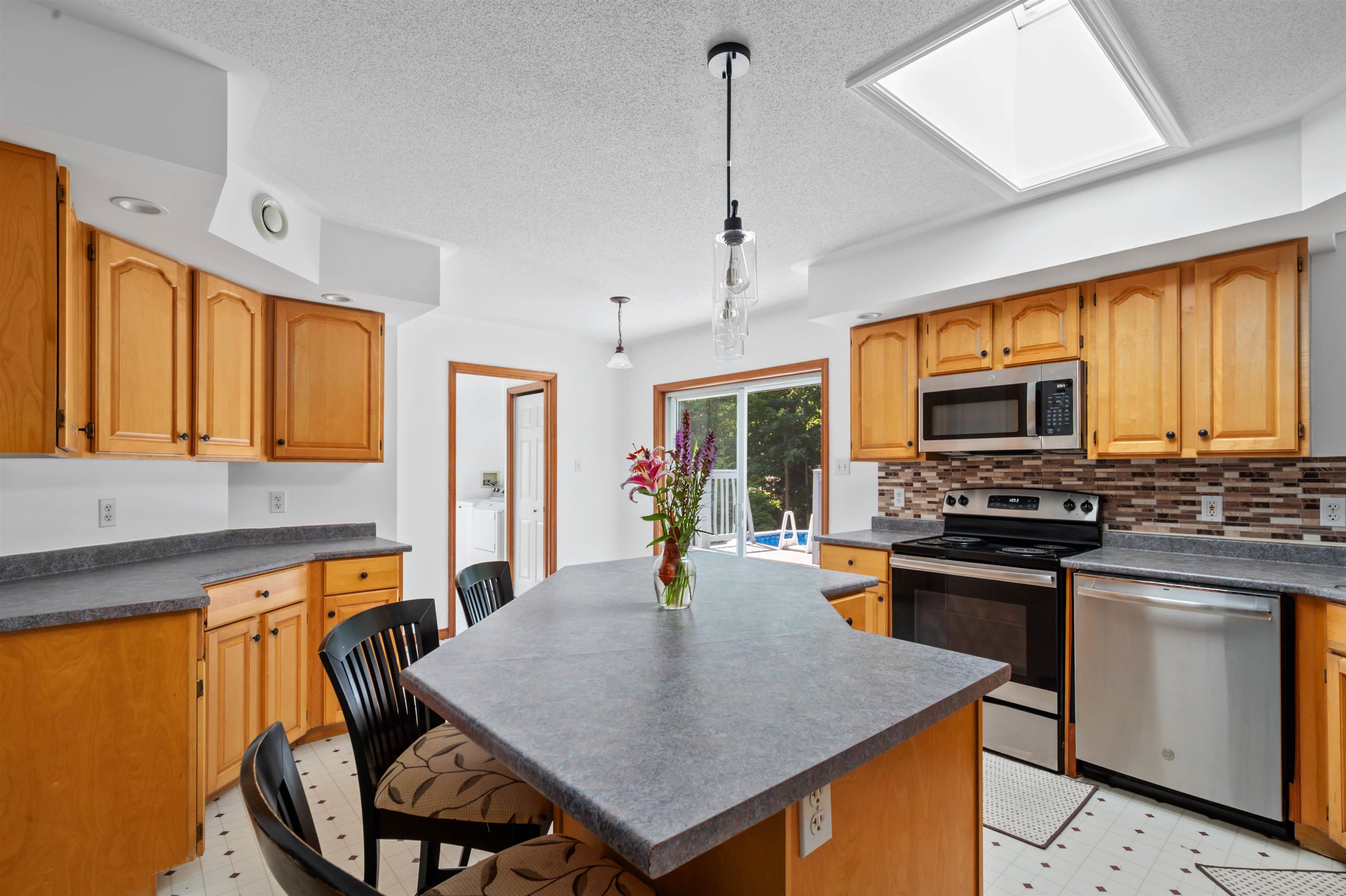 81 Lynnewood Road Property Photo 14
