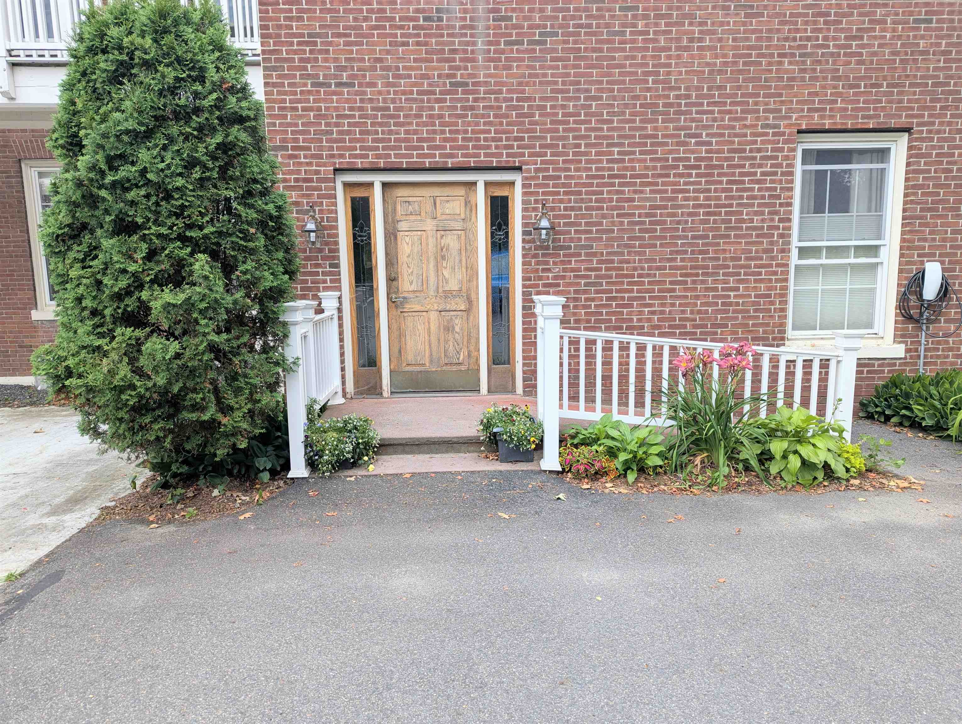 69 Brightlook Drive Property Photo 4