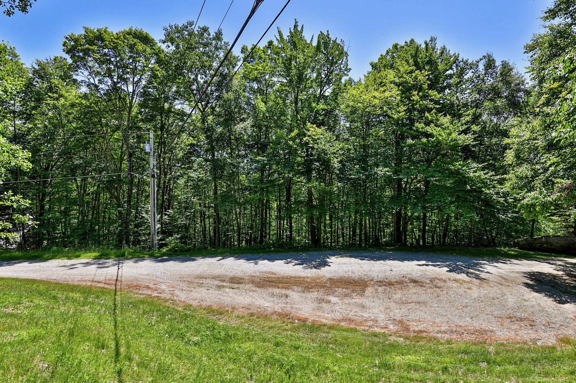 2-76 Falcon Ridge Road Property Photo 13