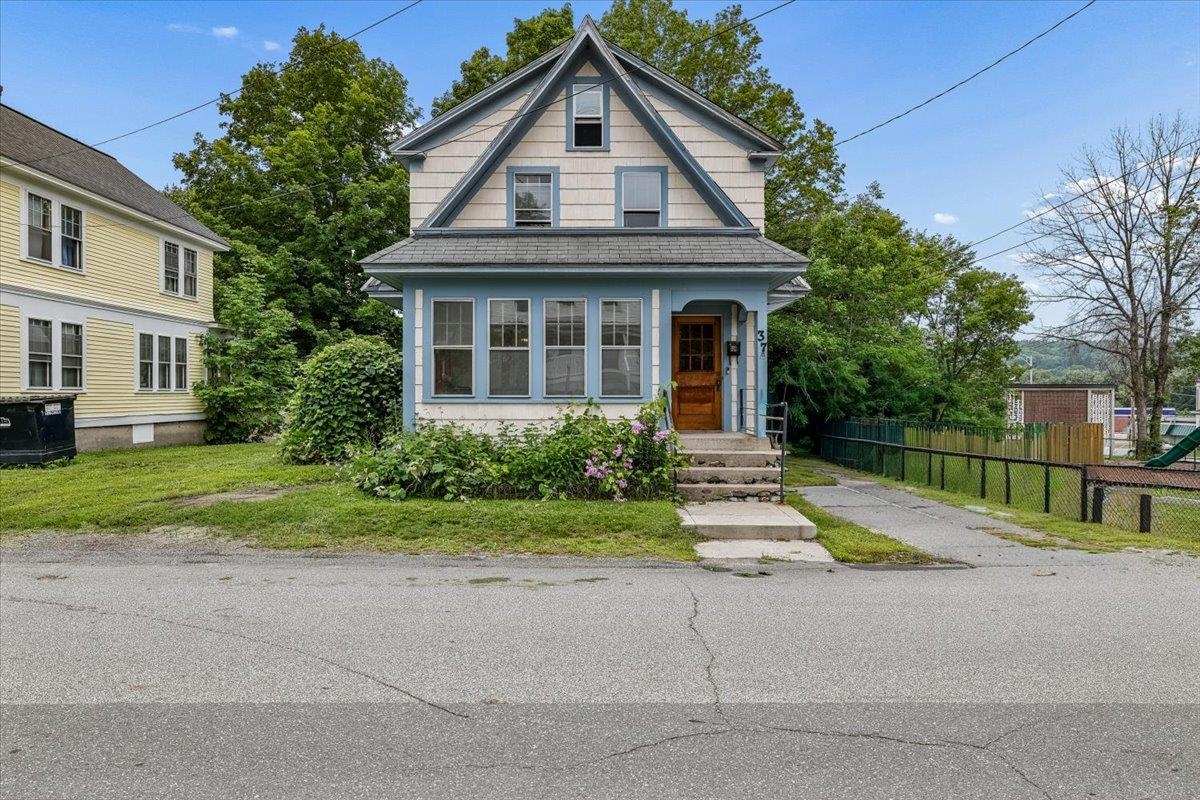37 Laurel Street Property Photo 1