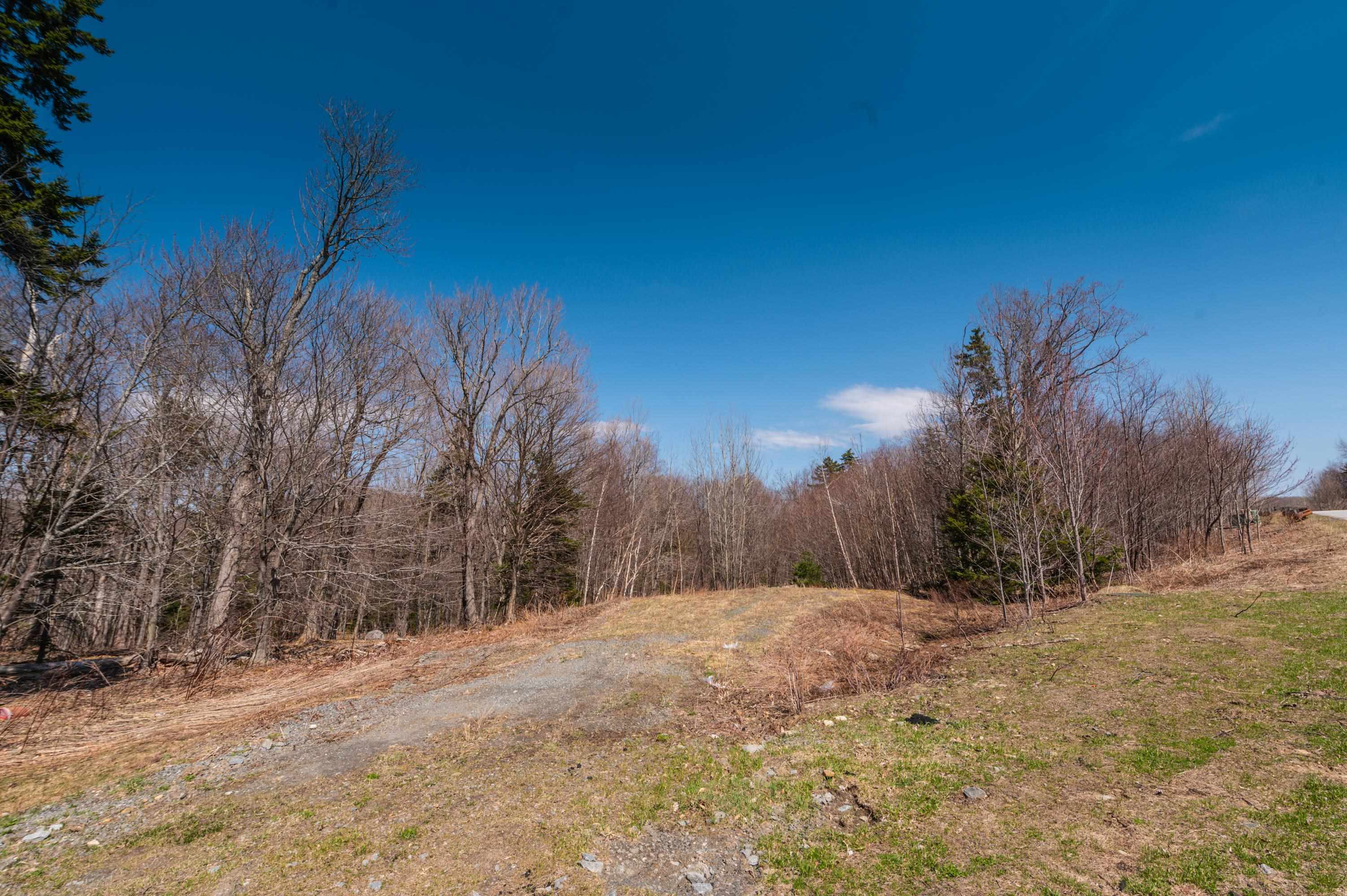 70 Overlook Drive Property Photo 8