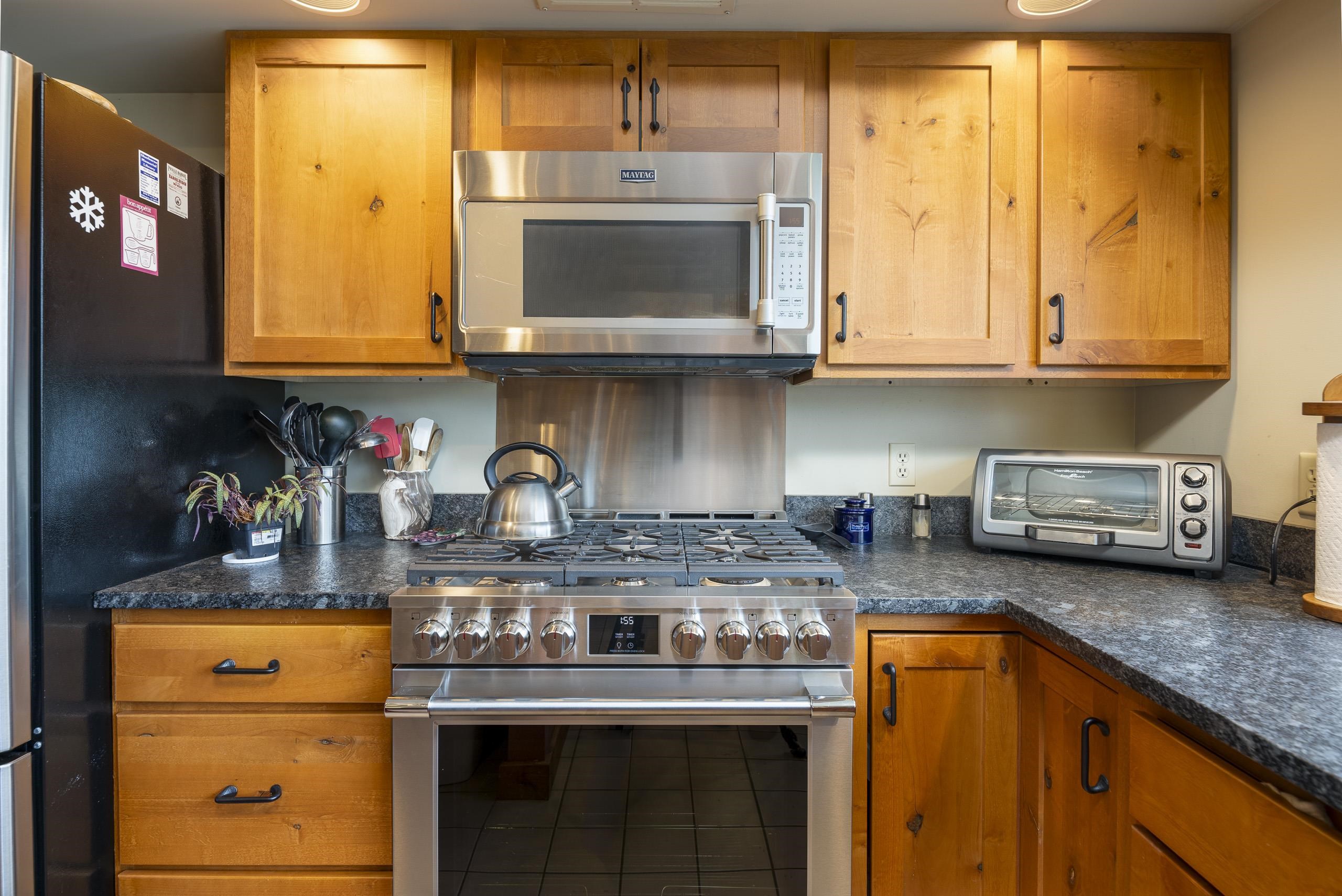 182 Bearly Hi Way Property Photo 9