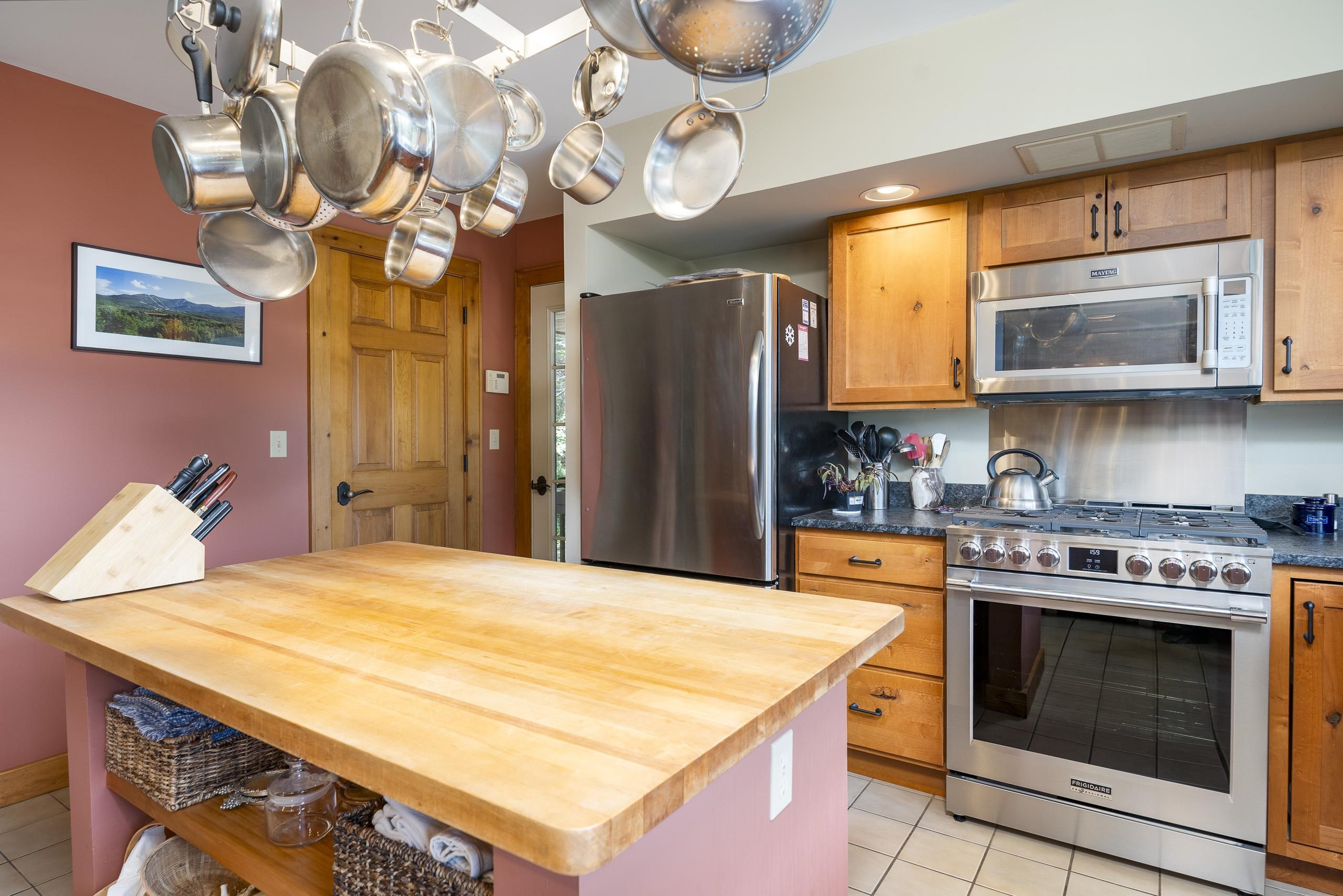 182 Bearly Hi Way Property Photo 10