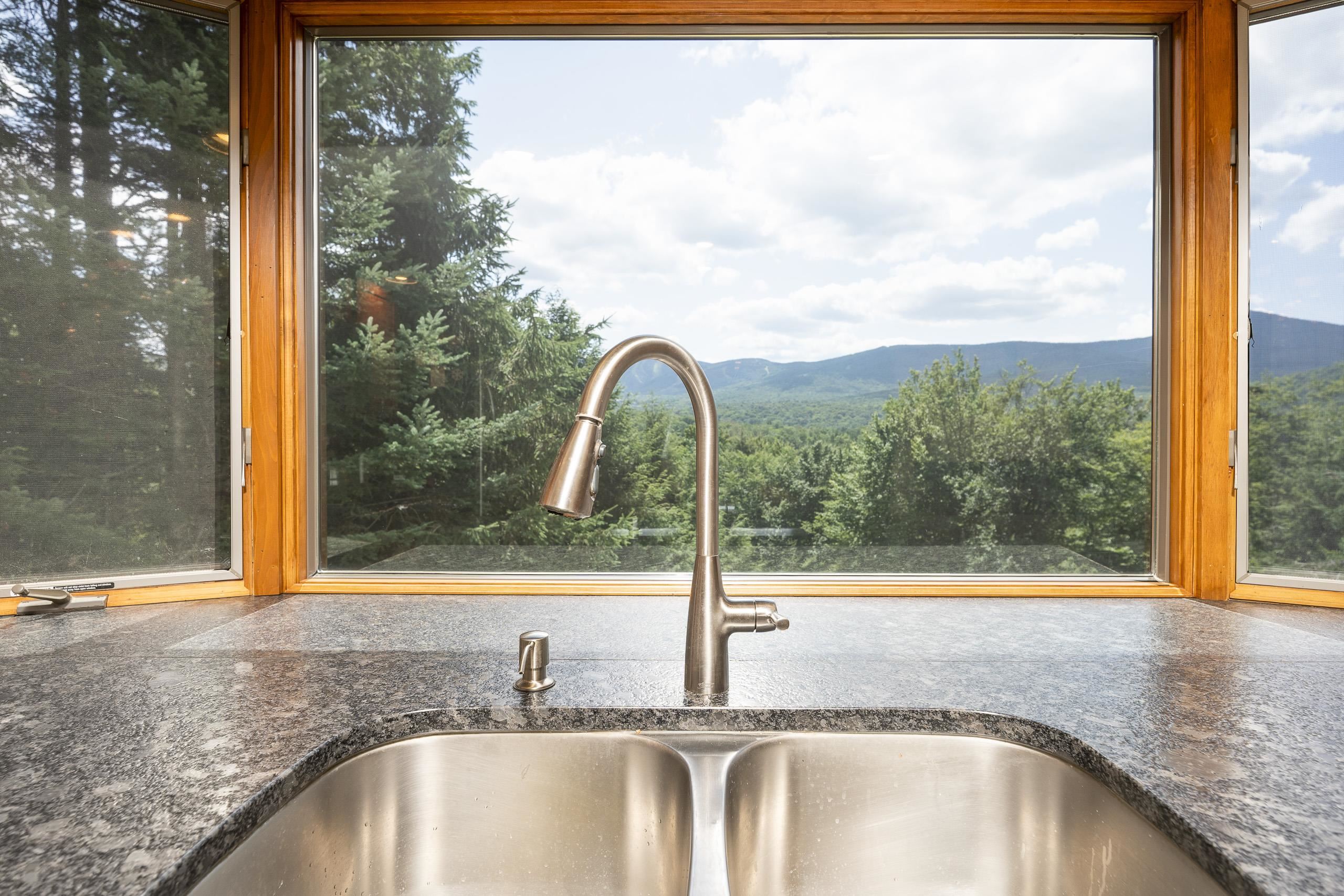 182 Bearly Hi Way Property Photo 11