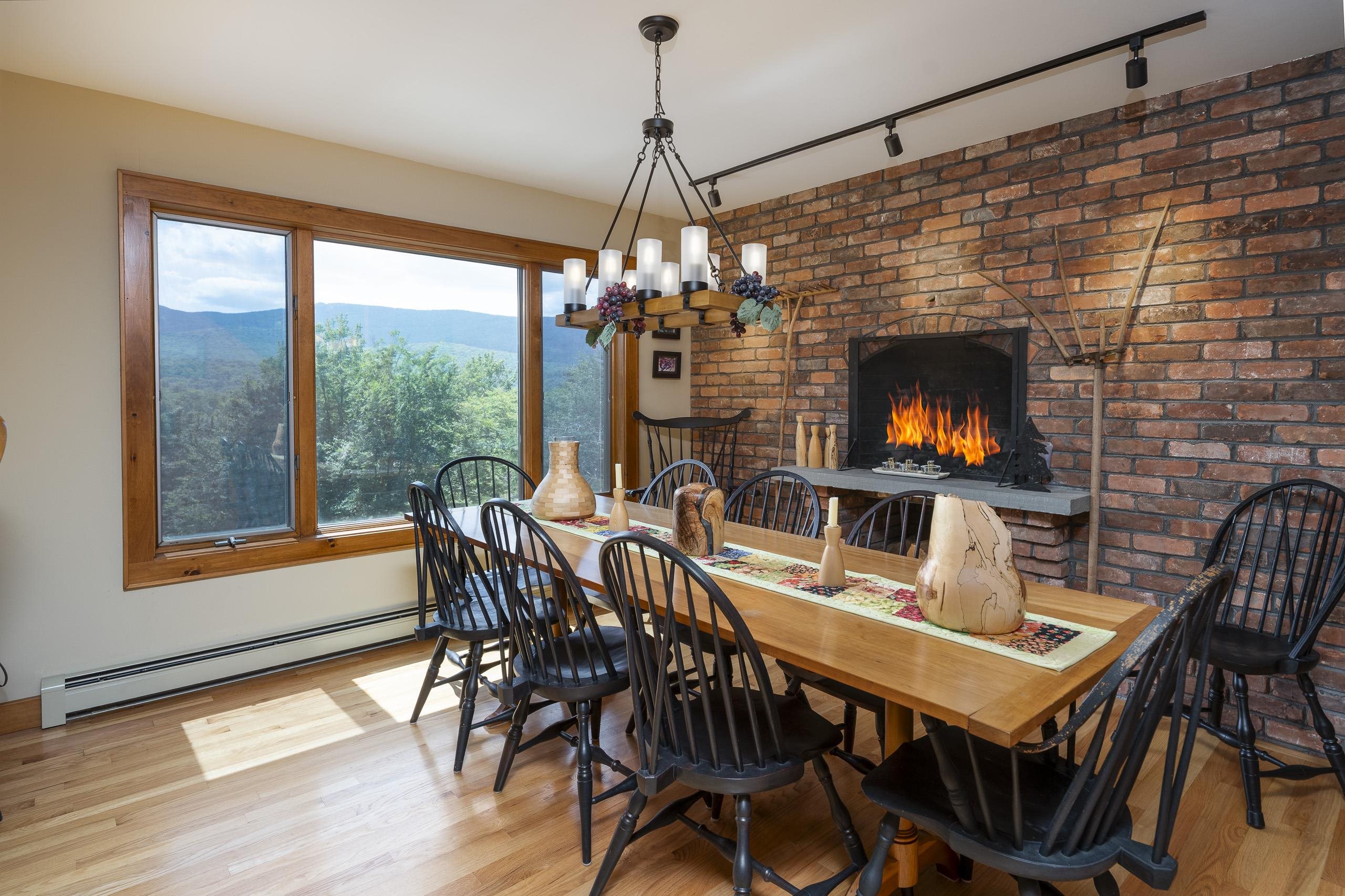 182 Bearly Hi Way Property Photo 16