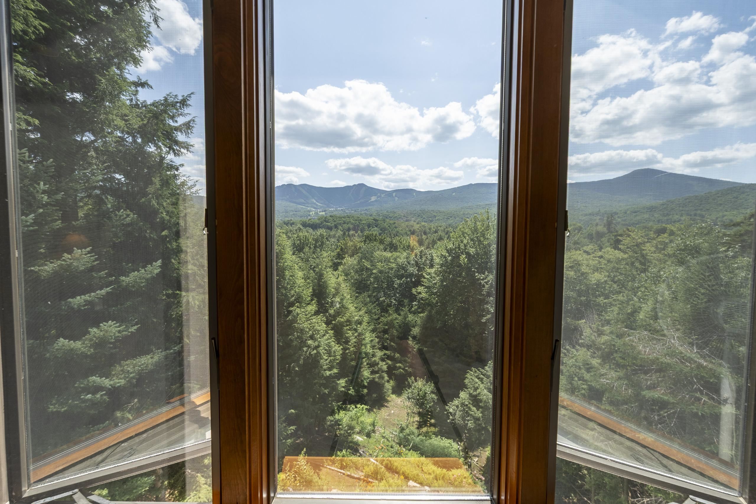 182 Bearly Hi Way Property Photo 34